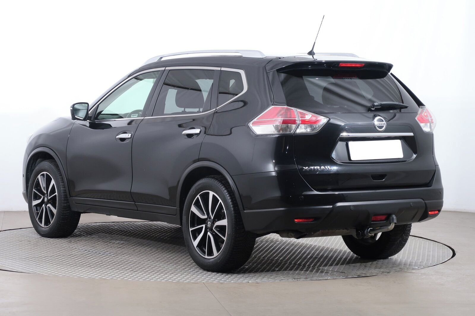 Nissan X-Trail, 1.6 dCi, 4X4, Serv.kniha - fotka 4
