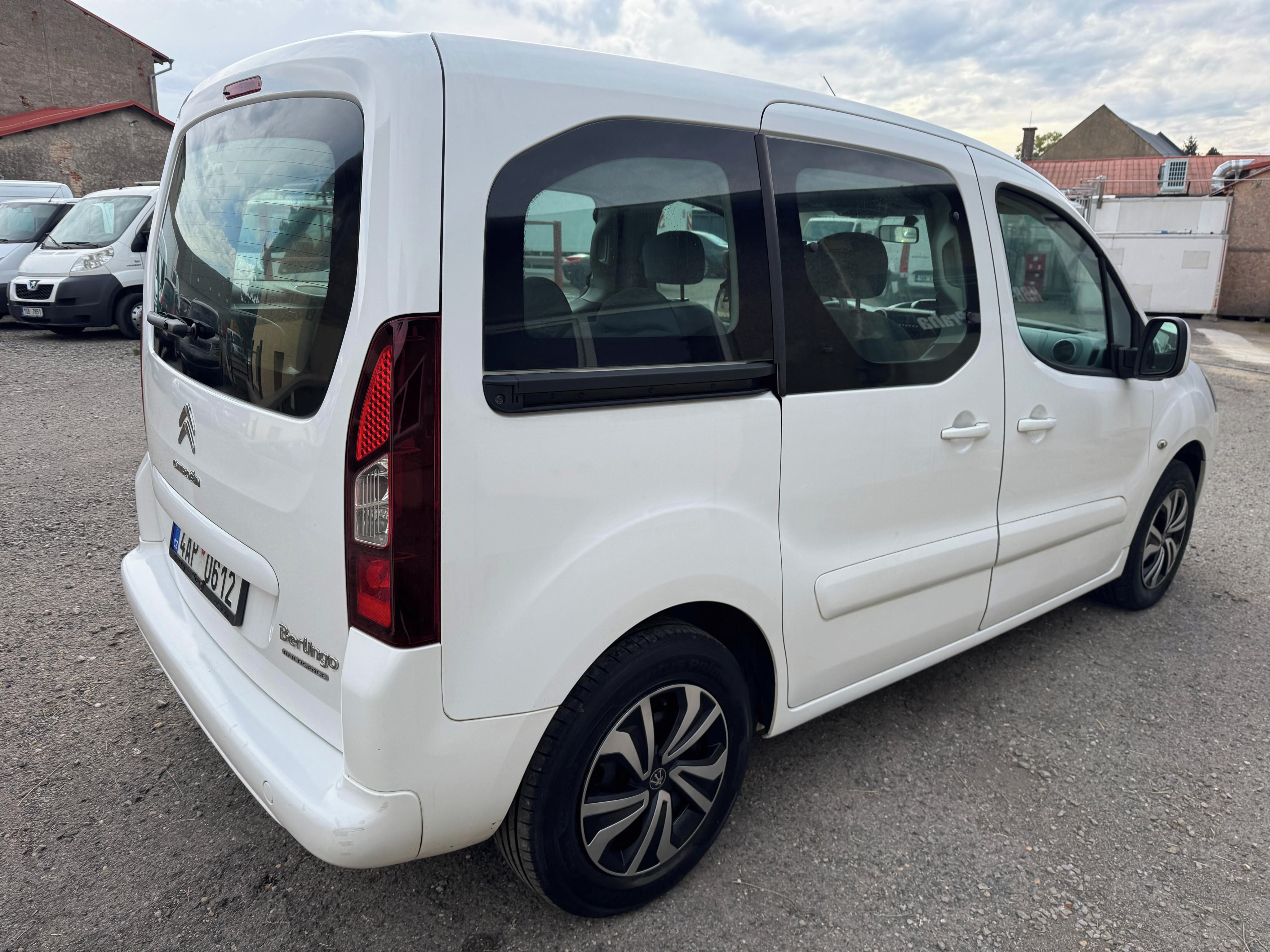 Citroën Berlingo, MULTISPACE 1.6 HDI CZ DPH - fotka 5