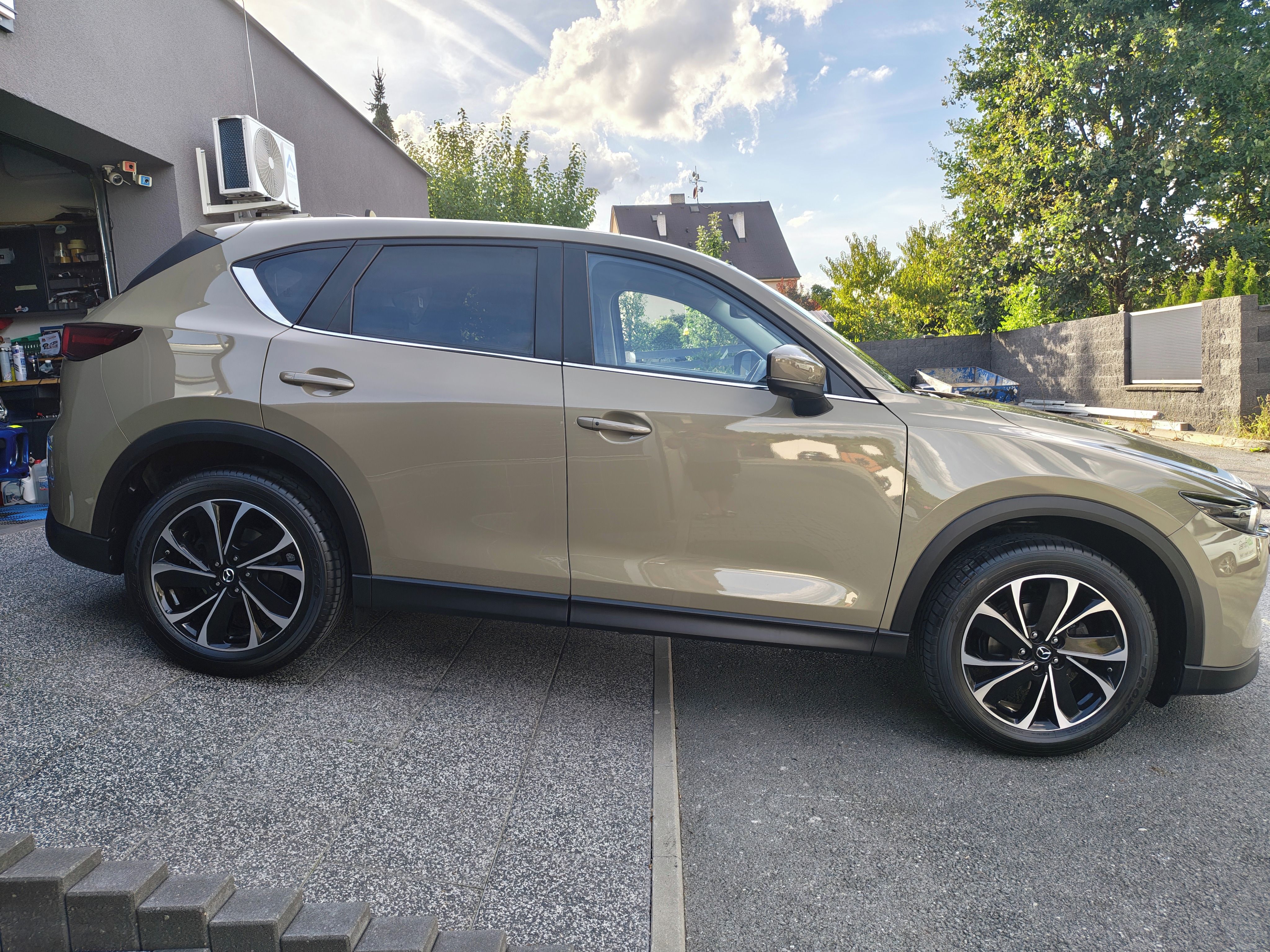 Mazda CX-5, 2.5 Skyactiv-G 143kw KRASAVICE - fotka 4