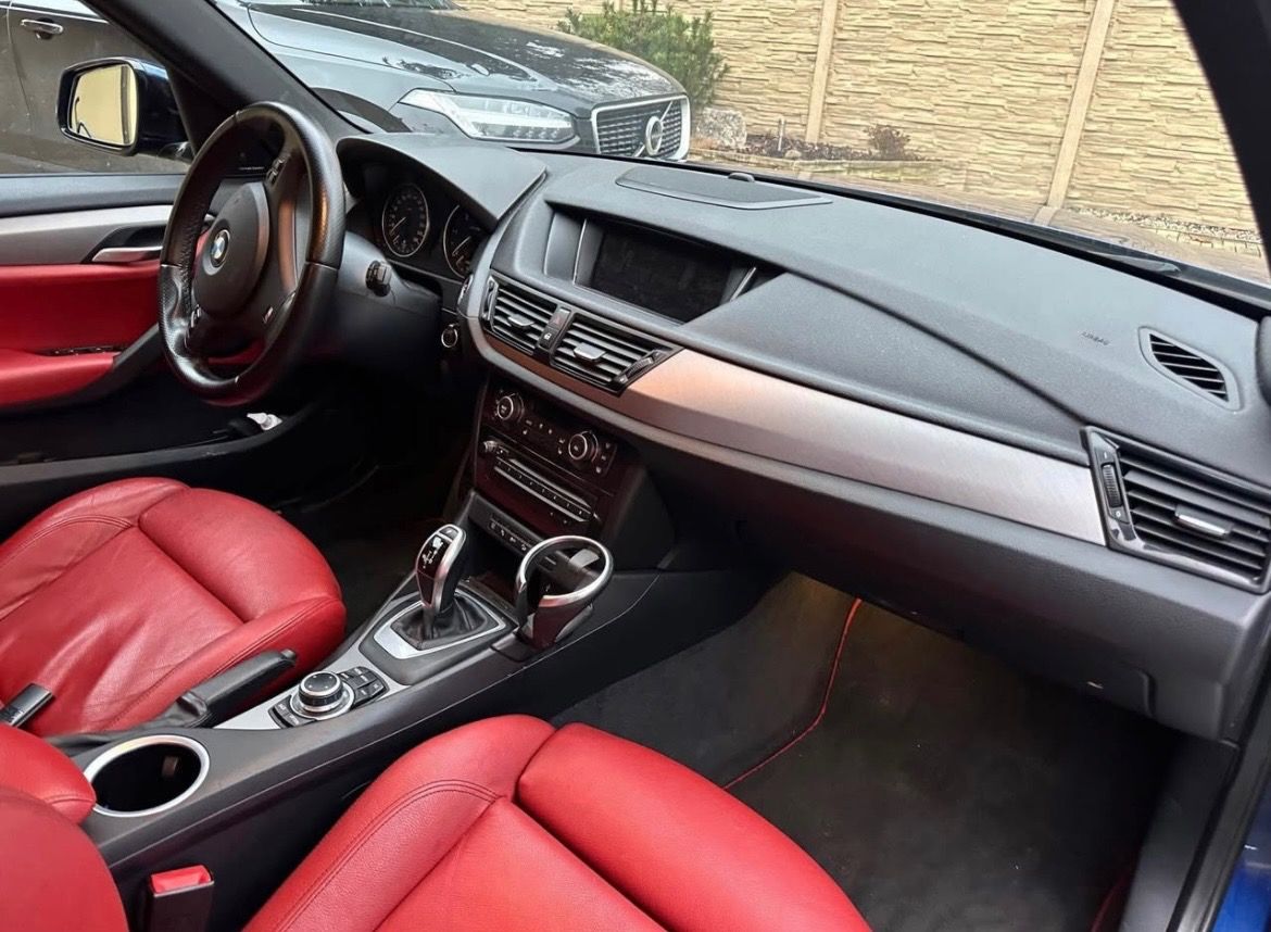 BMW X1, 4x4 automat - Po rozvodech - fotka 6