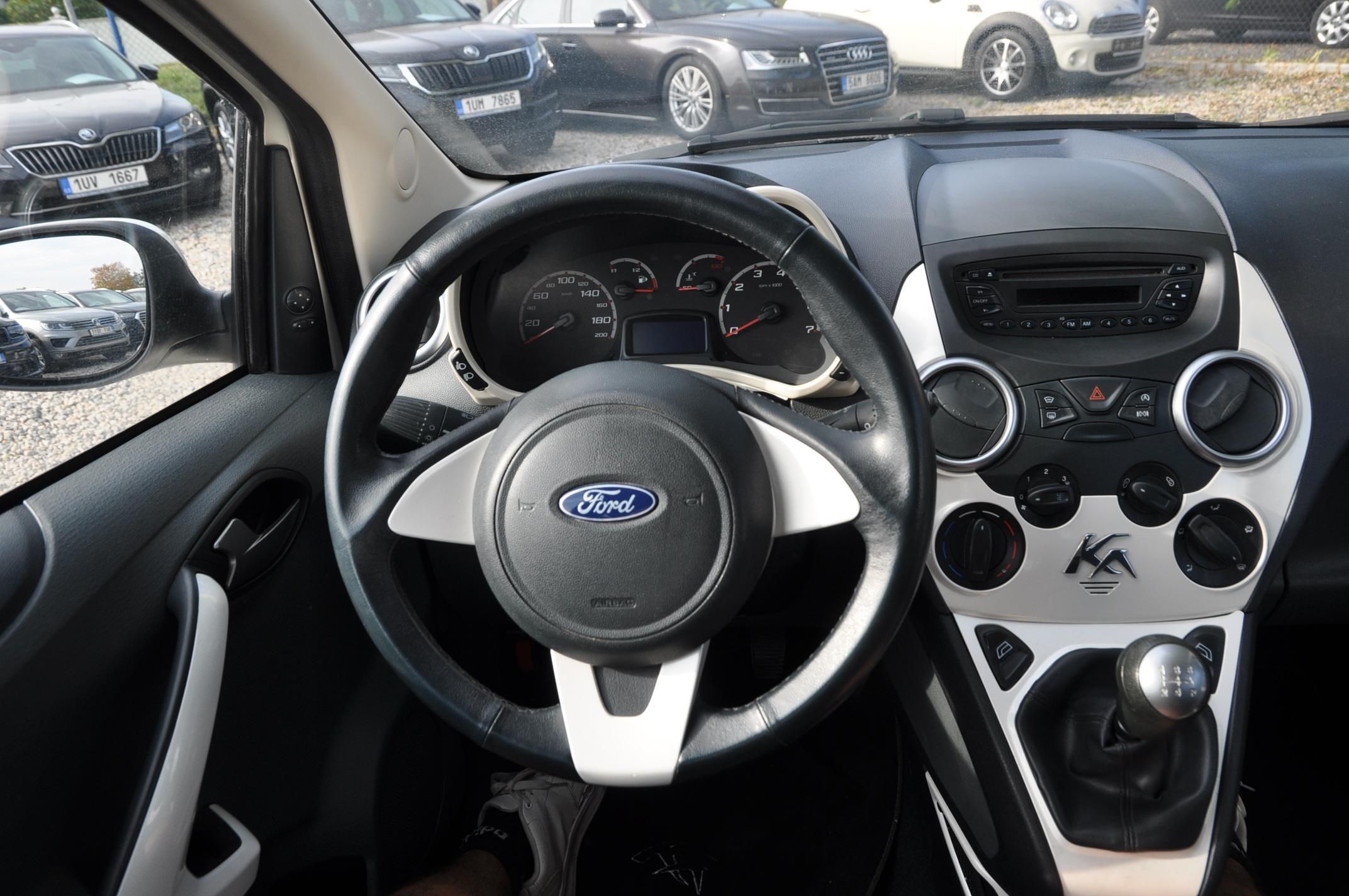 Ford Ka, 1.2i 51kW - fotka 5