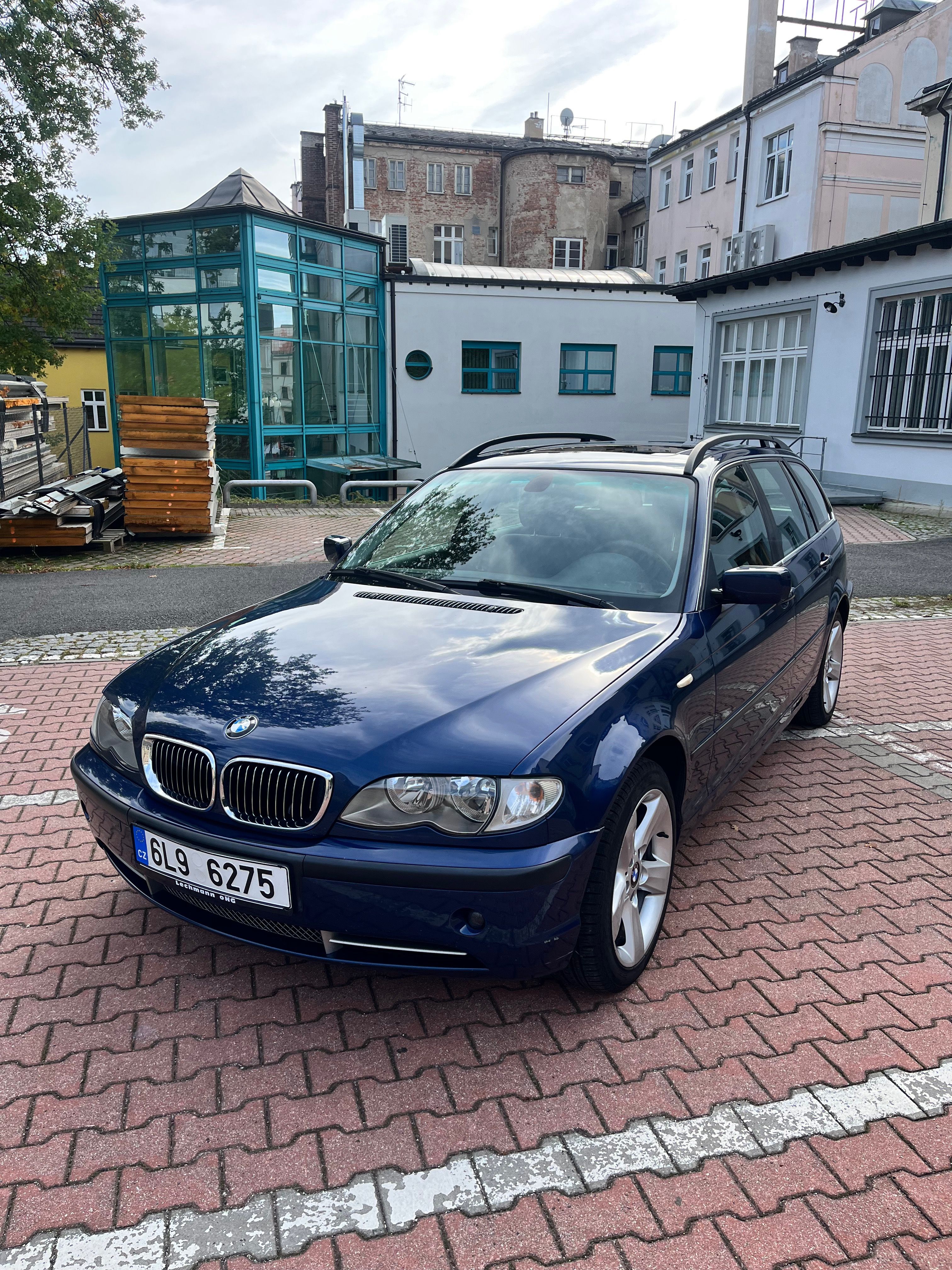 BMW Řada 3, BMW 330xi E46 - fotka 3