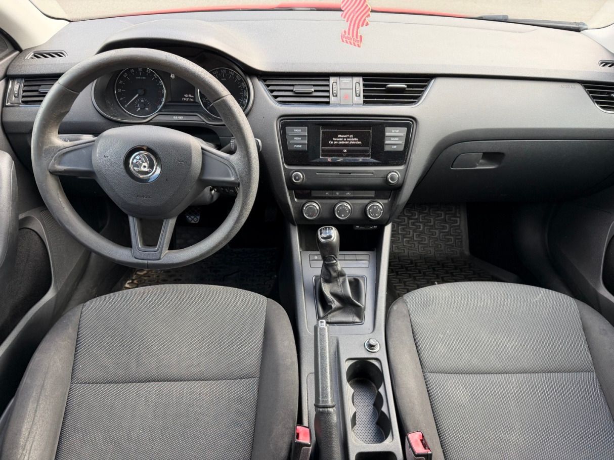 Škoda Octavia, 1.6TDi Liftback - fotka 5