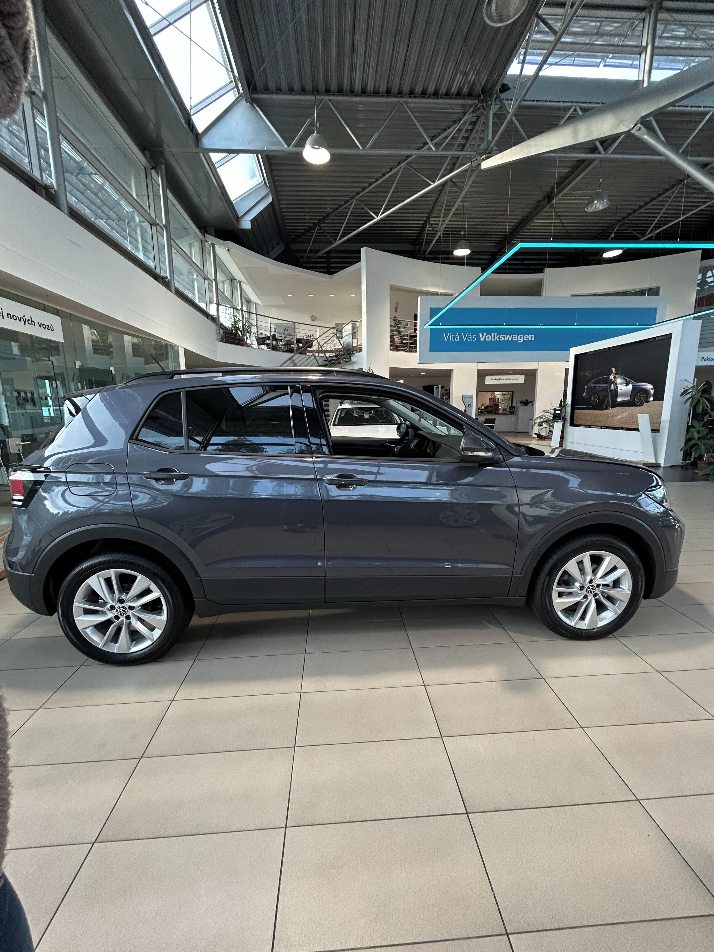Volkswagen T-Cross, People 1.5 TSI 110 kW 7DSG - fotka 6