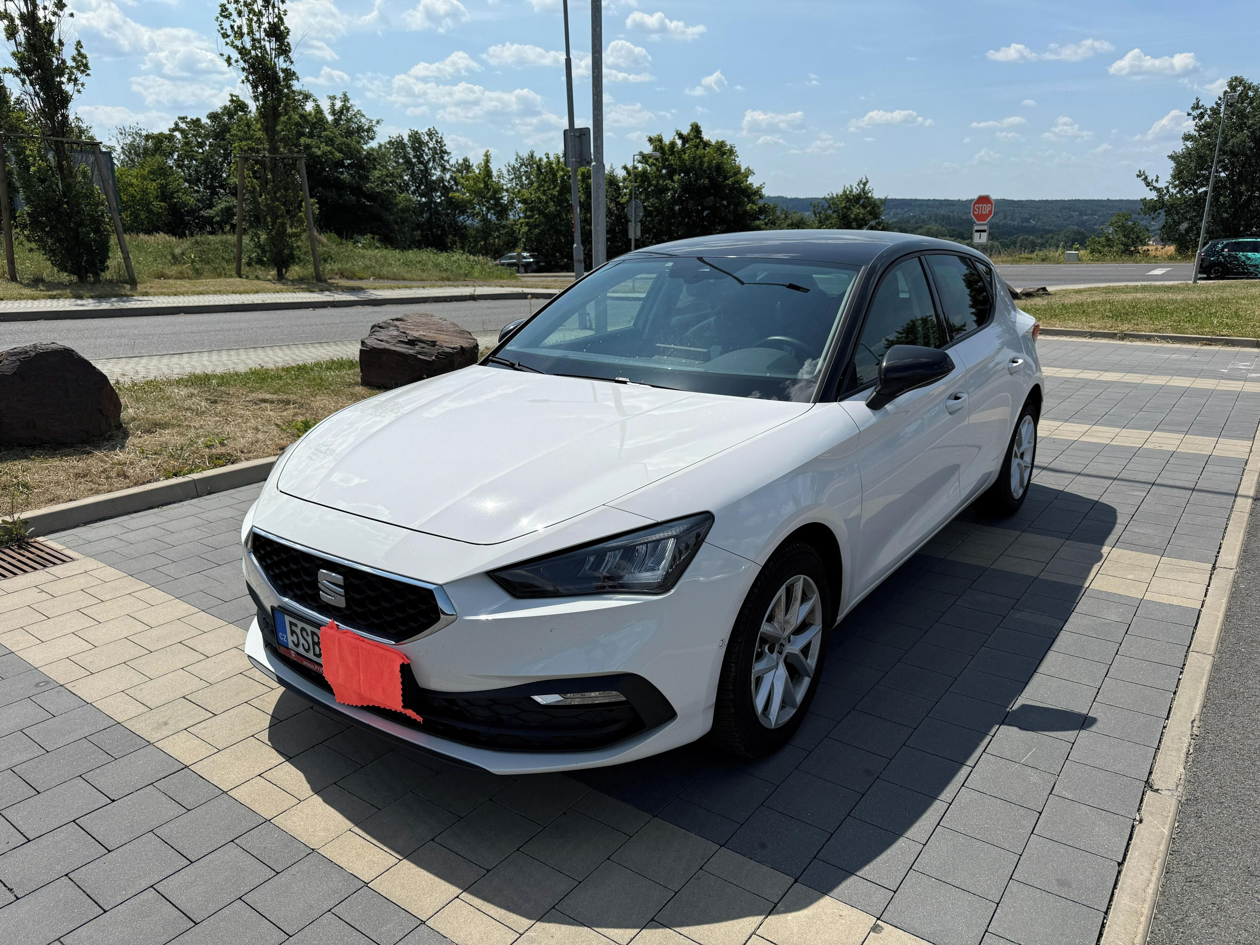 Seat Leon, po servise, velmi opečovávaný