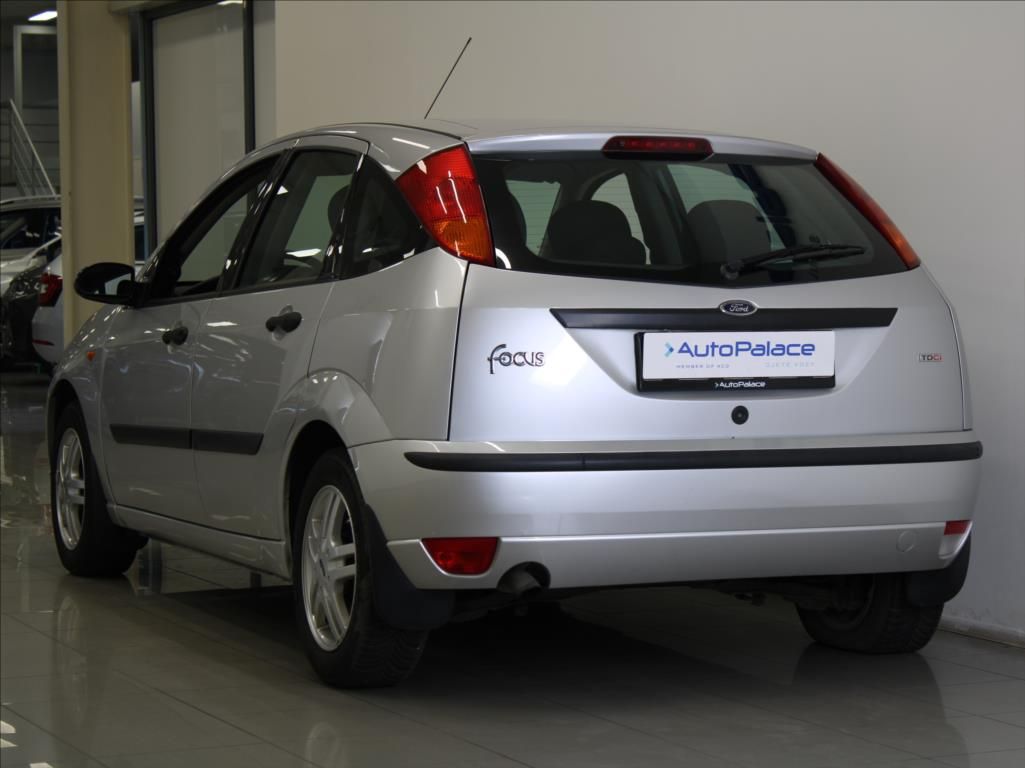 Ford Focus, 1,8 TDCI 74kW 1.majitel 138tkm - fotka 3