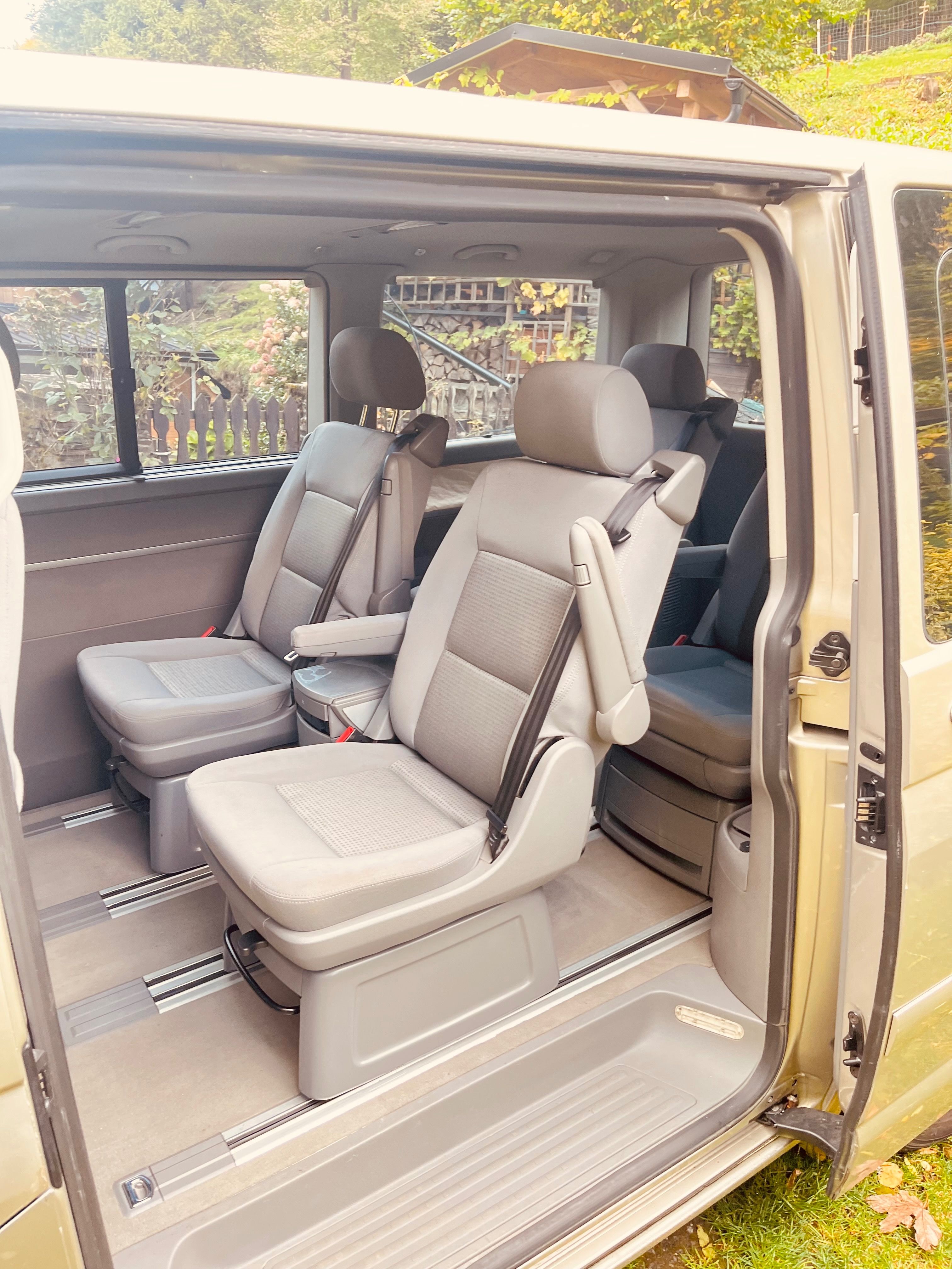Volkswagen Multivan, Multivan 128kW 4x4 - fotka 2