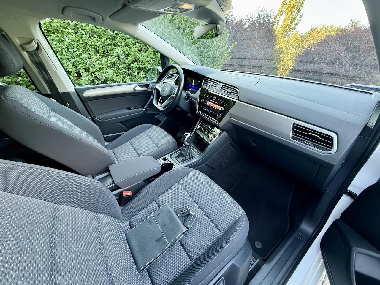 Volkswagen Touran, 1.5TSi 110kW Koup.ČR,LED,TAŽNÉ - fotka 4