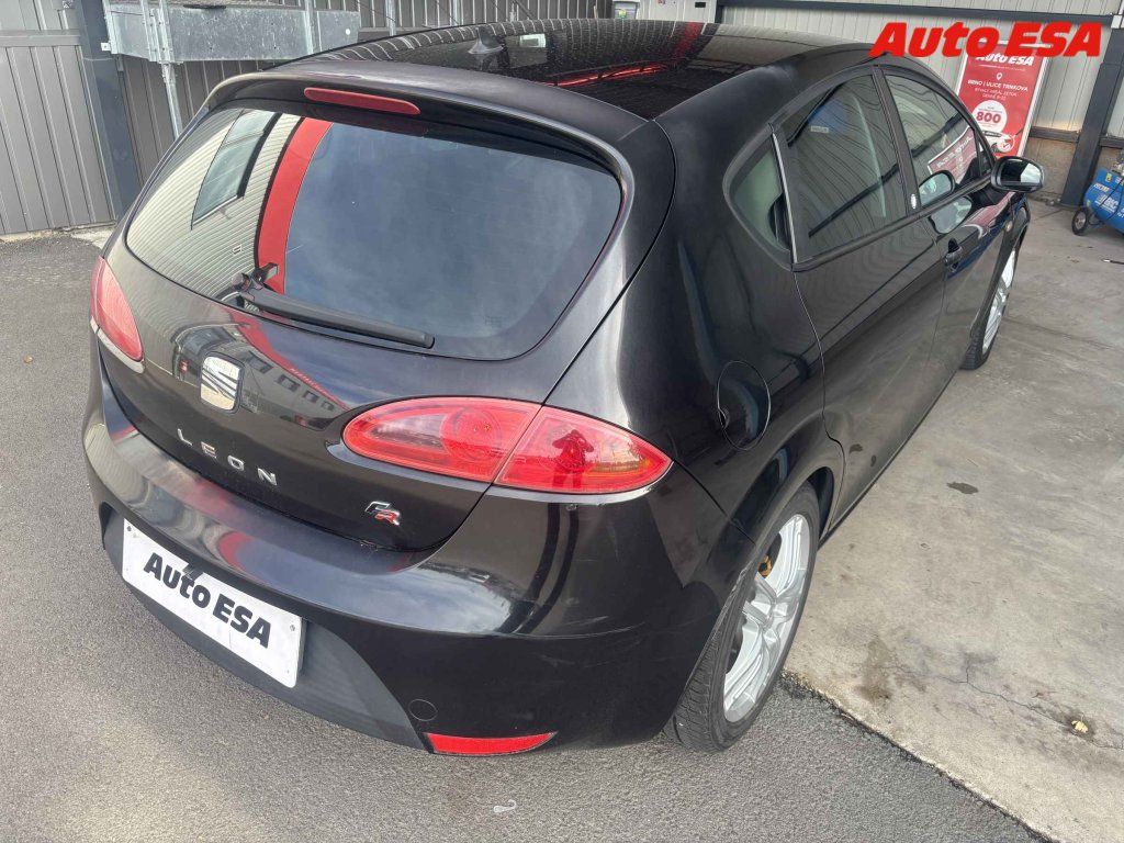 Seat Leon, 2.0 TDi - fotka 2