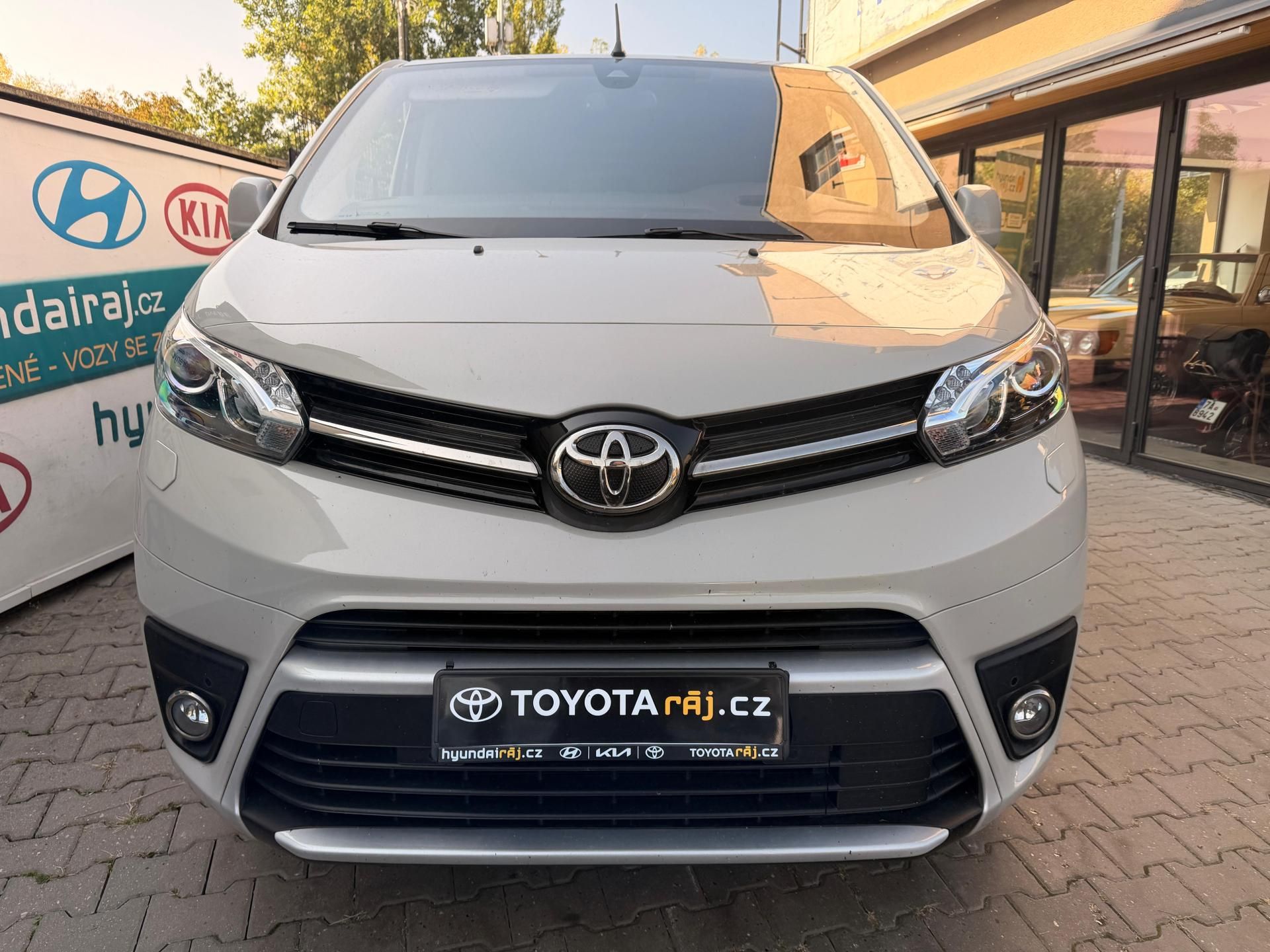 Toyota Proace Verso, 2.0-1.MAJ-DPH-AUT-BUSINESS - fotka 2