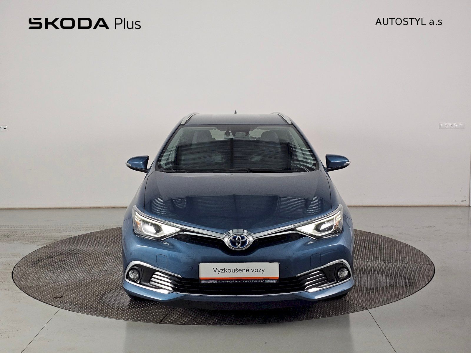 Toyota Auris, TS 1.8HEV EXECUTIVE - fotka 4