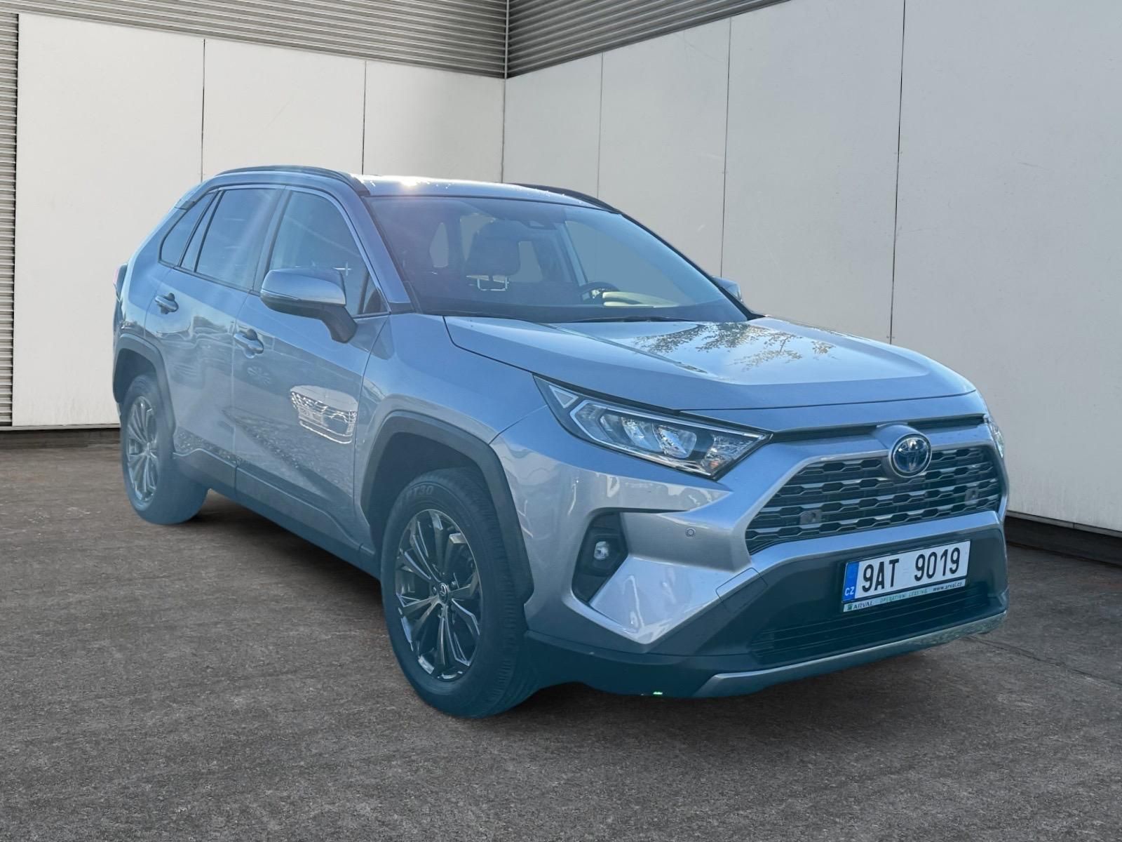 Toyota Rav4, COMFORT 2.5 HYBRID 131kW 4WD - fotka 3