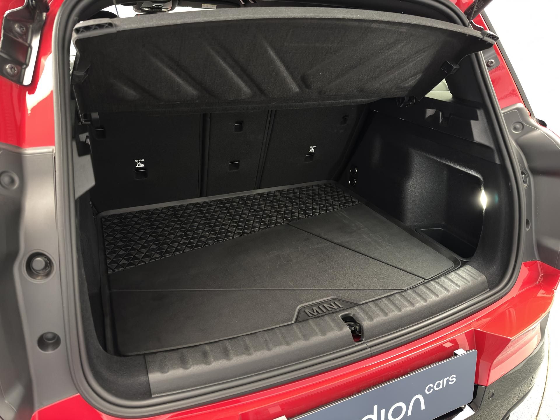 Mini Countryman, JCW TRIM ALL4 CZ - fotka 5