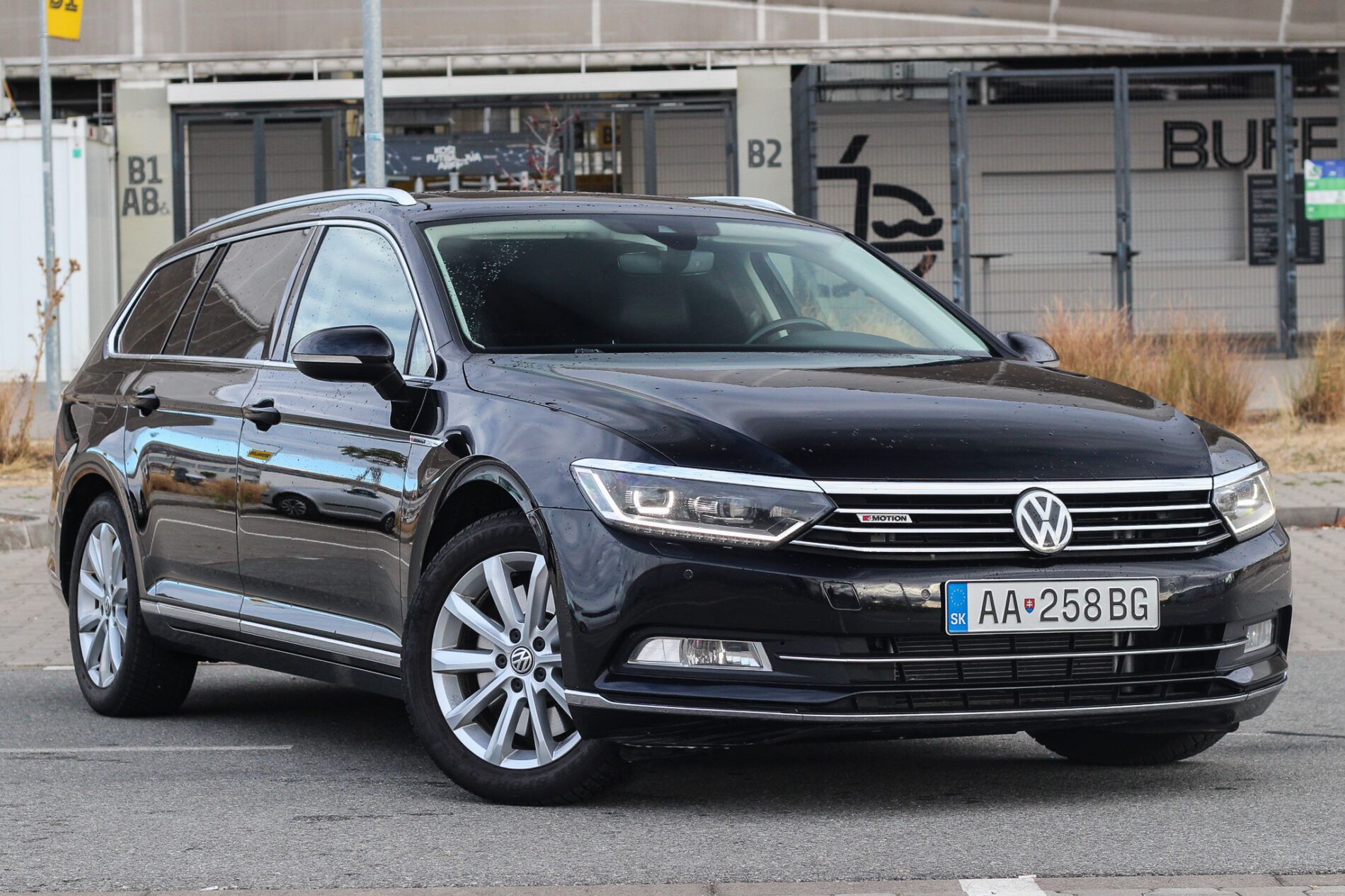 Volkswagen Passat Variant - fotka 3