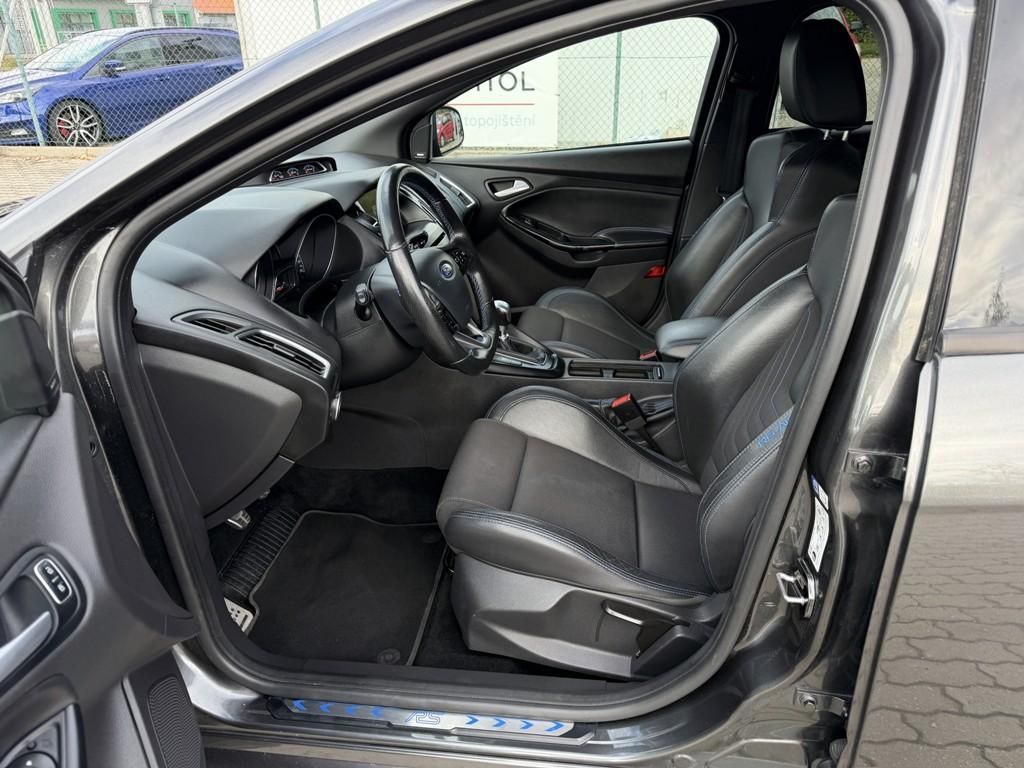 Ford Focus, RS 2.3i 257 kW 4x4 odp. DPH - fotka 6