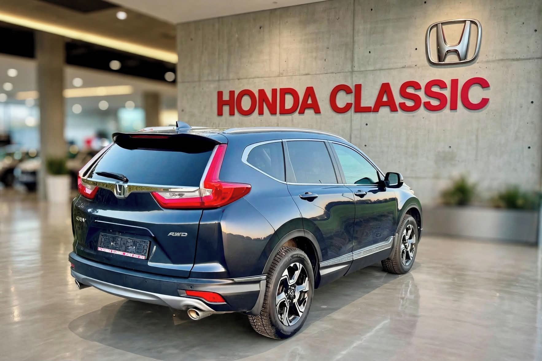 Honda CR-V, 1.5i-Vtec turbo Lifestyle - fotka 3