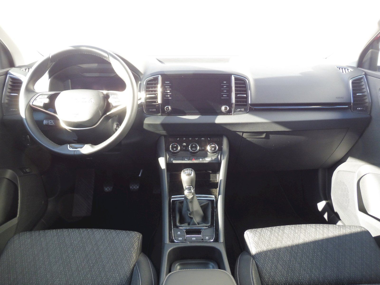 Škoda Karoq, Top Selection 1,5 TSI 110kW - fotka 5
