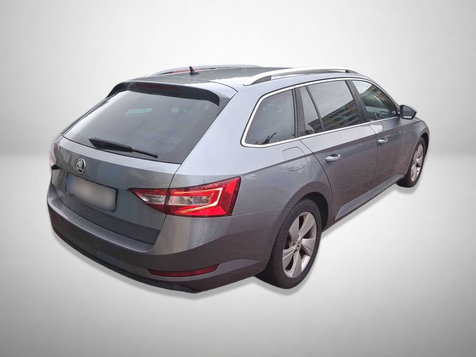 Škoda Superb, 2.0 TDI, Navi - fotka 2