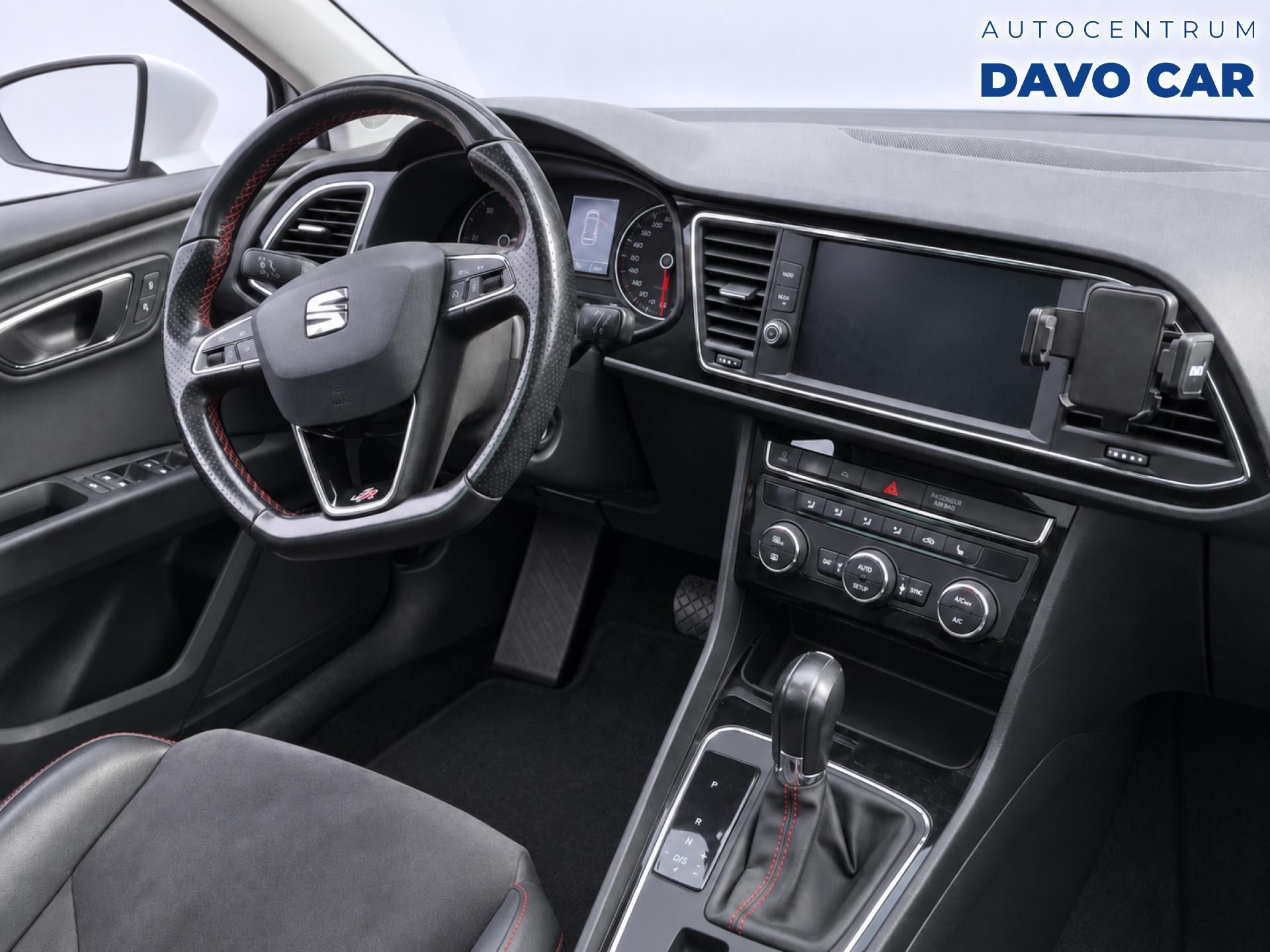 Seat Leon, 2,0 TDI 135kW FR DSG Panorama - fotka 3