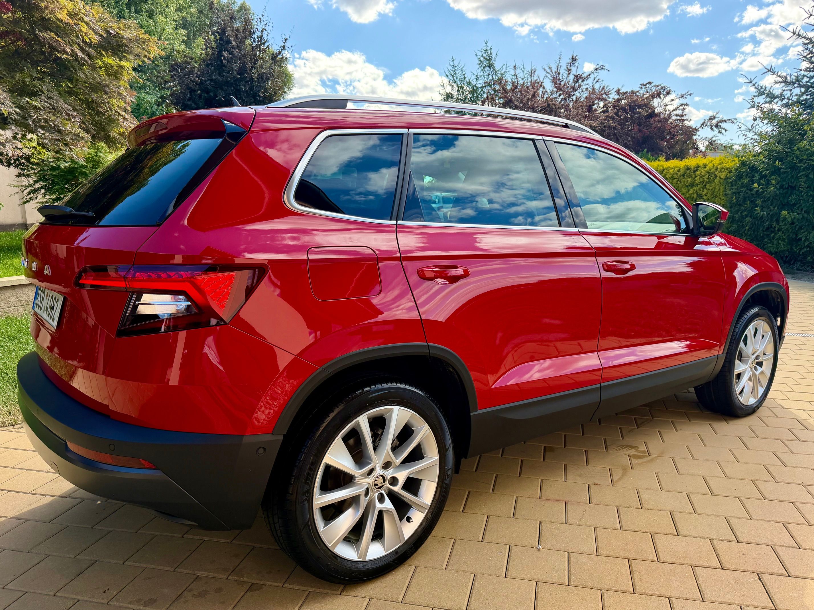 Škoda Karoq, 1.6 TDi, 16000 km, Webasto - fotka 3
