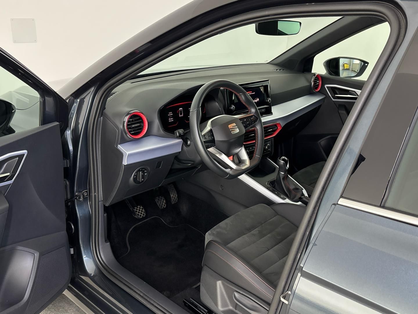 Seat Arona, 1.0 TSI / 85 kW FR - fotka 6