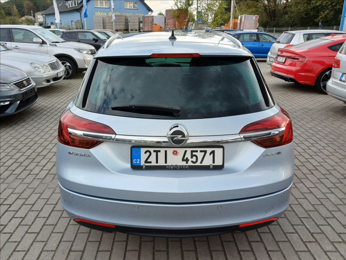Opel Insignia, 2,0 CDTi, 103 kW - fotka 5