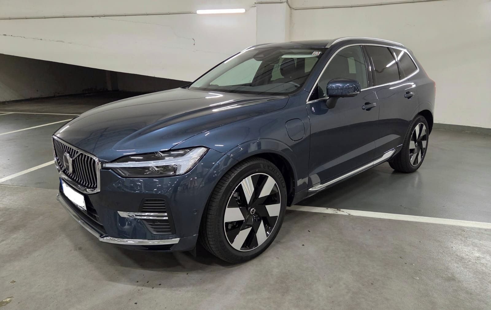 Volvo XC60, PLUS Bright T6, záruka 2030