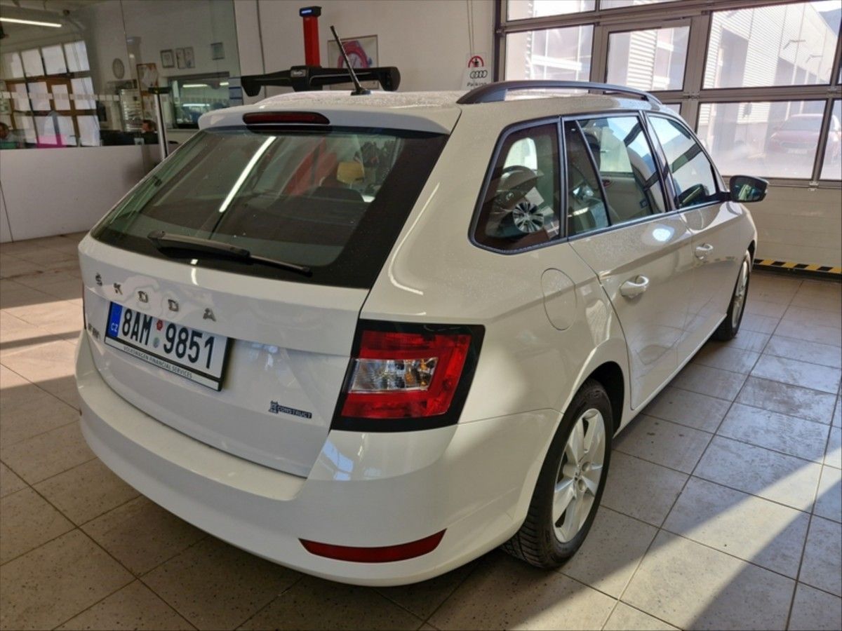 Škoda Fabia, 1,0 TSi 70kW Combi - fotka 5