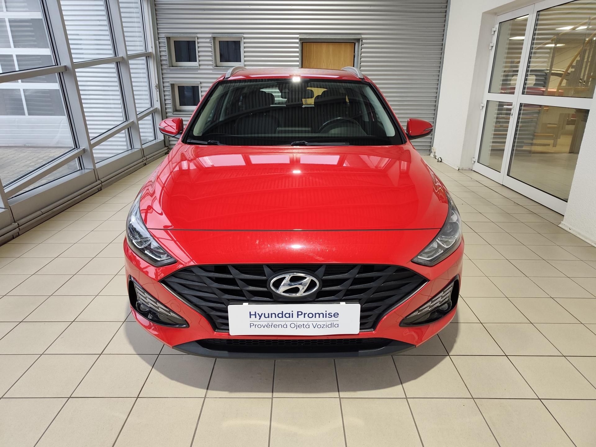 Hyundai i30, 1.5i 81kW Comfort MT - fotka 6