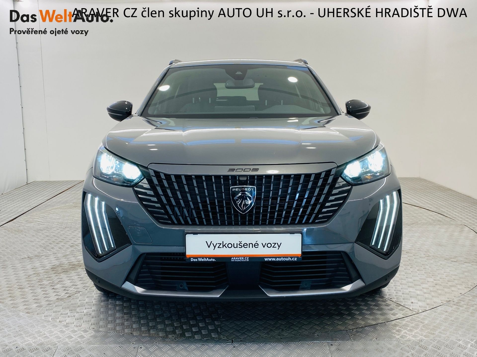 Peugeot 2008, Allure - 1. majitel 1,2 PureTe - fotka 4