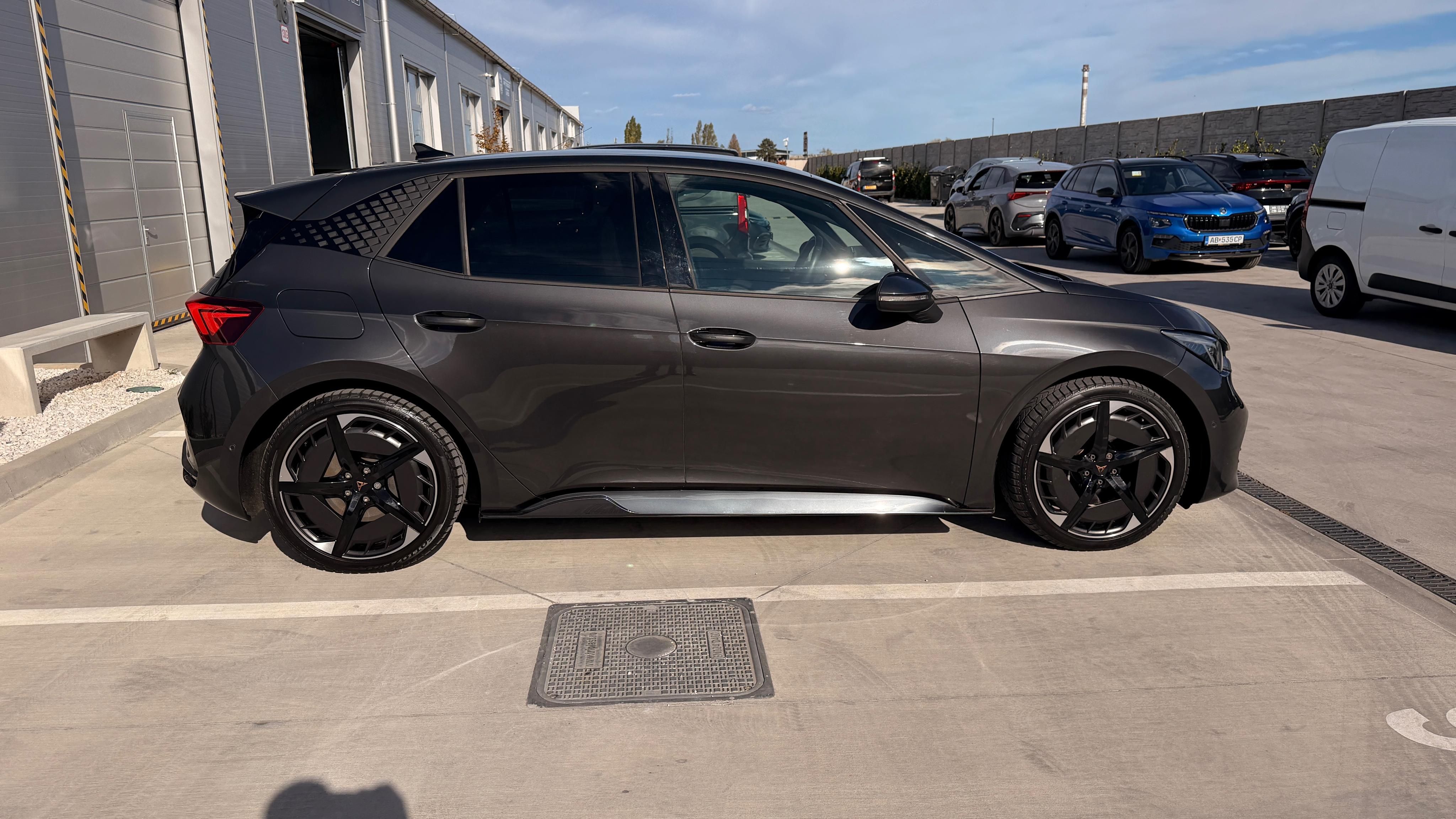 Cupra Born, Cupra Born 58kWh 150KW - fotka 5