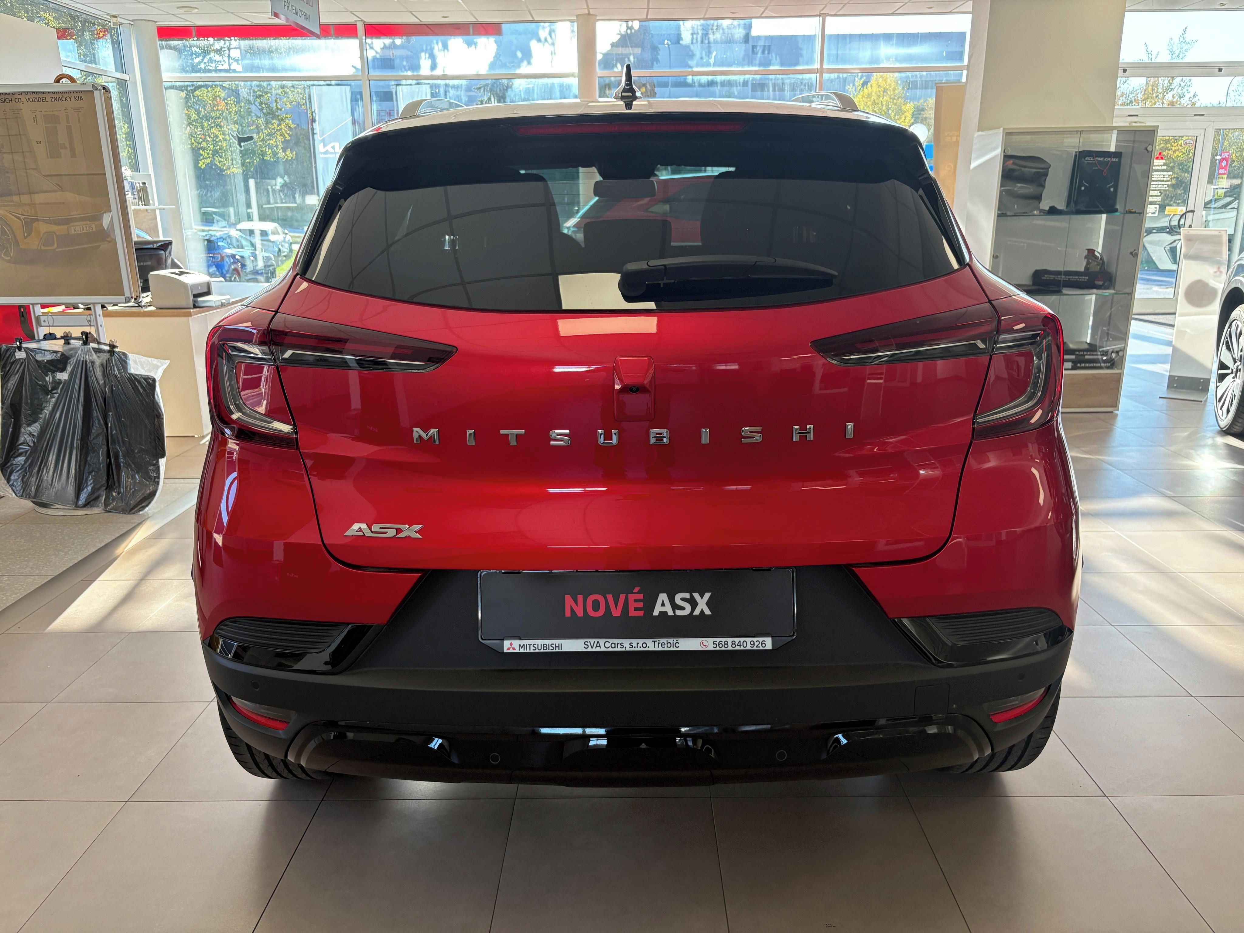 Mitsubishi ASX, 1,2 6MT 115 HP - fotka 6