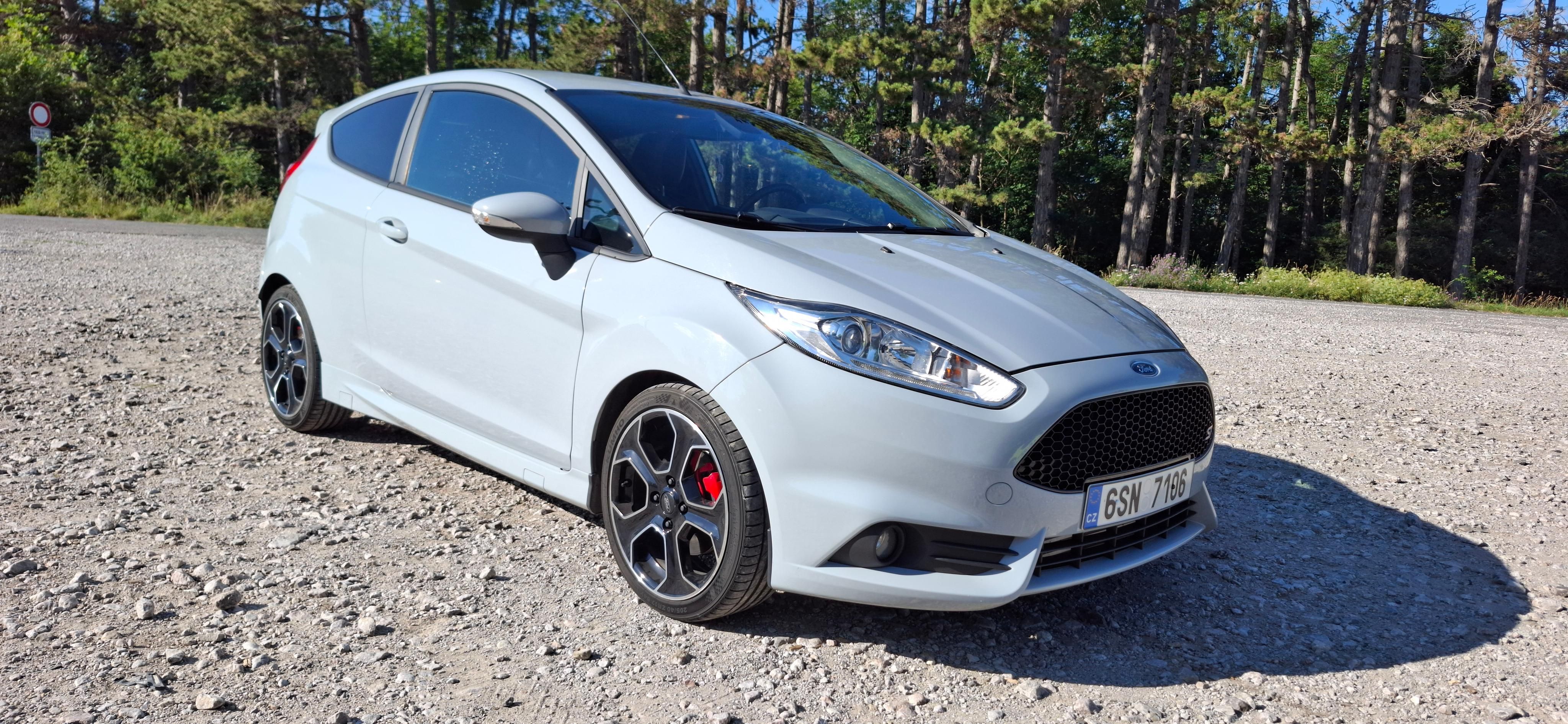 Ford Fiesta, ST - limitka ST200