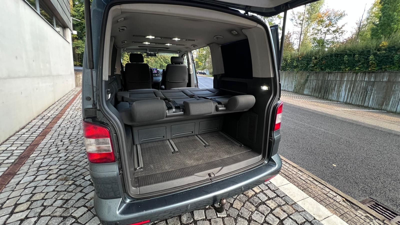 Volkswagen Multivan, 2.5 TDI, 4 Motion - fotka 6