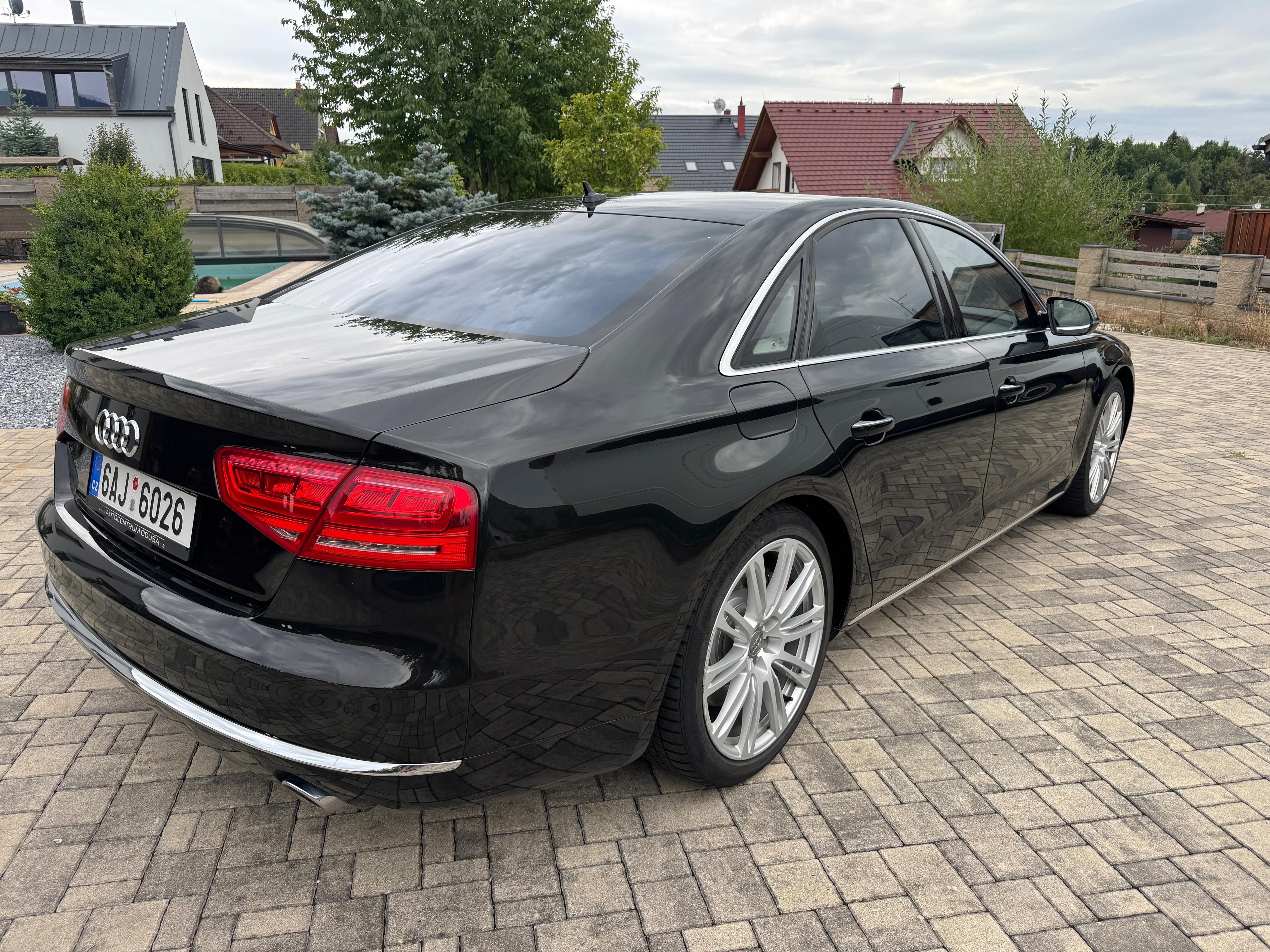 Audi A8, 4,2 TDi 258KW LED Masáž,Quatro - fotka 5