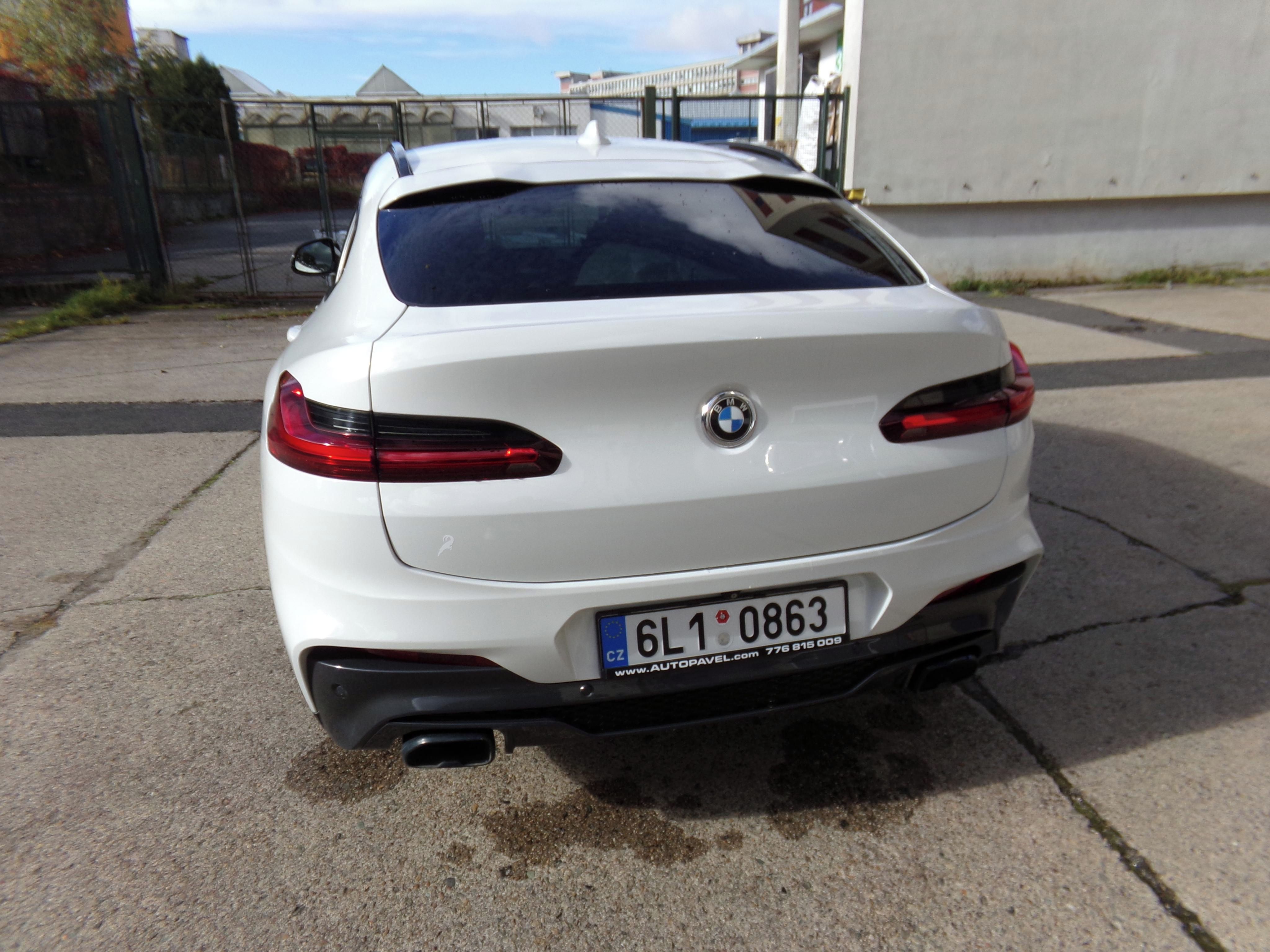 BMW X4, ///M4 - fotka 3