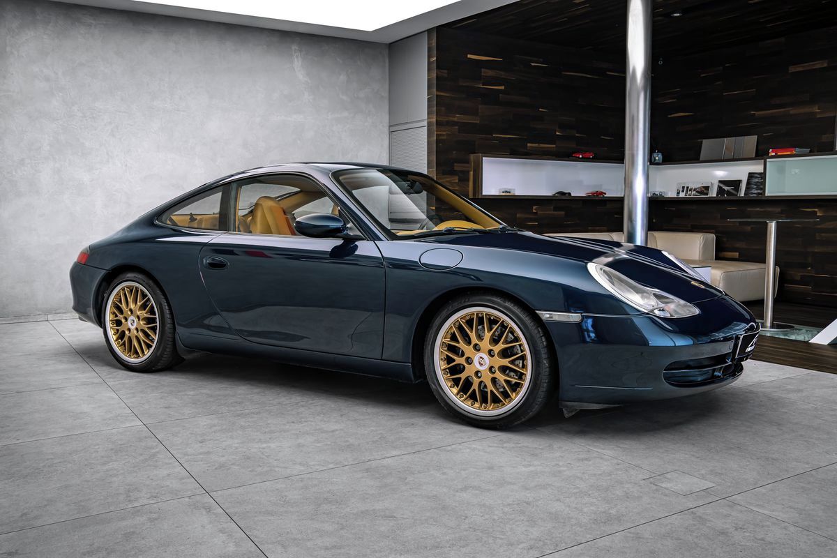 Porsche 911, 911 Carrera 996 - fotka 4