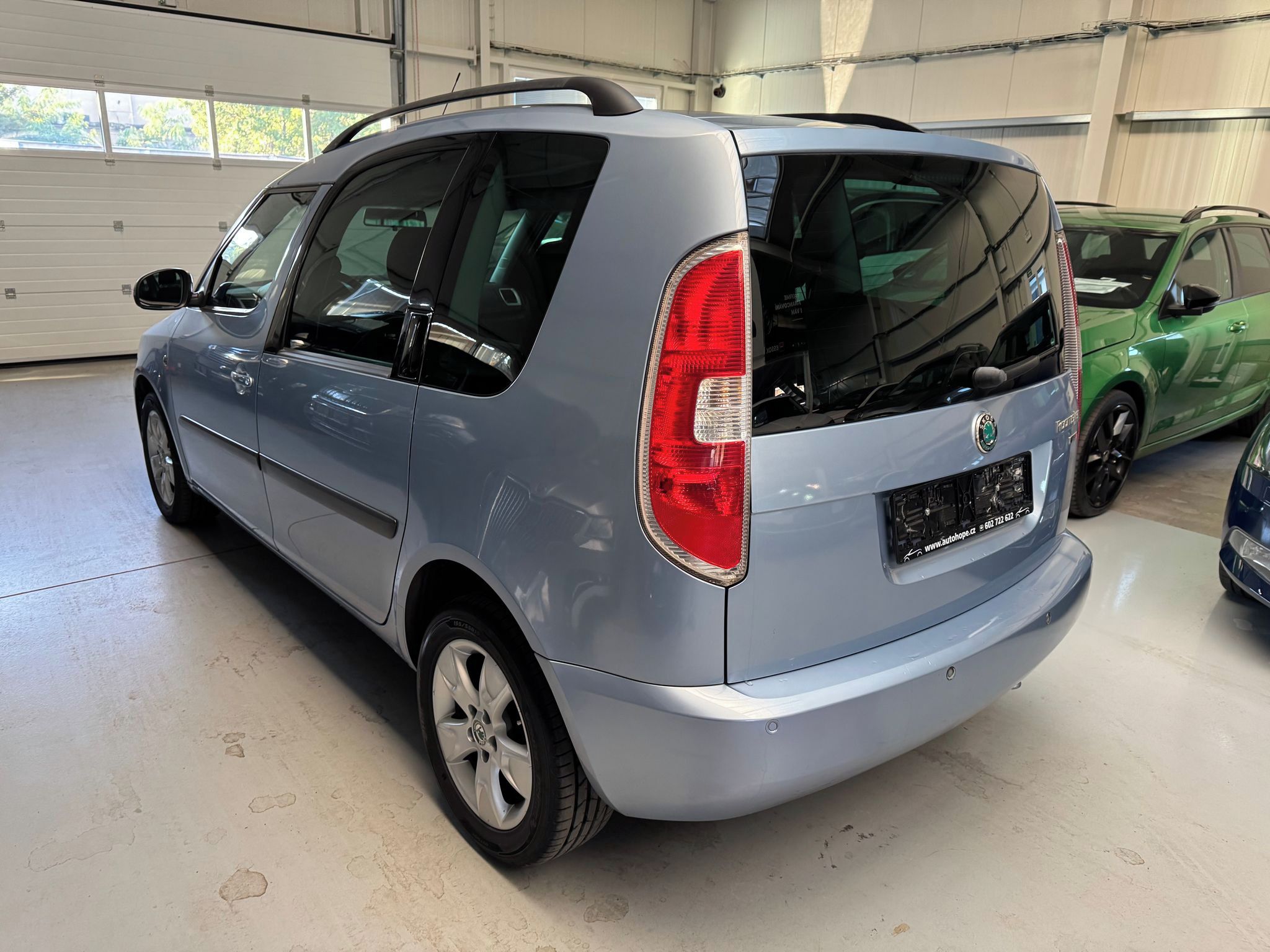 Škoda Roomster, 1.6i 16v Style - fotka 4