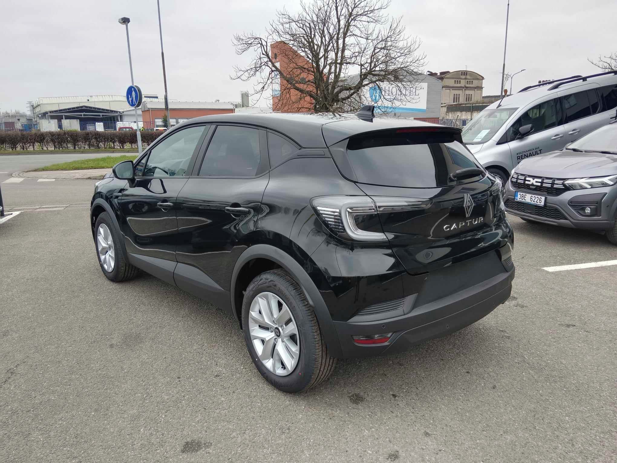 Renault Captur, TCe 115 - fotka 3