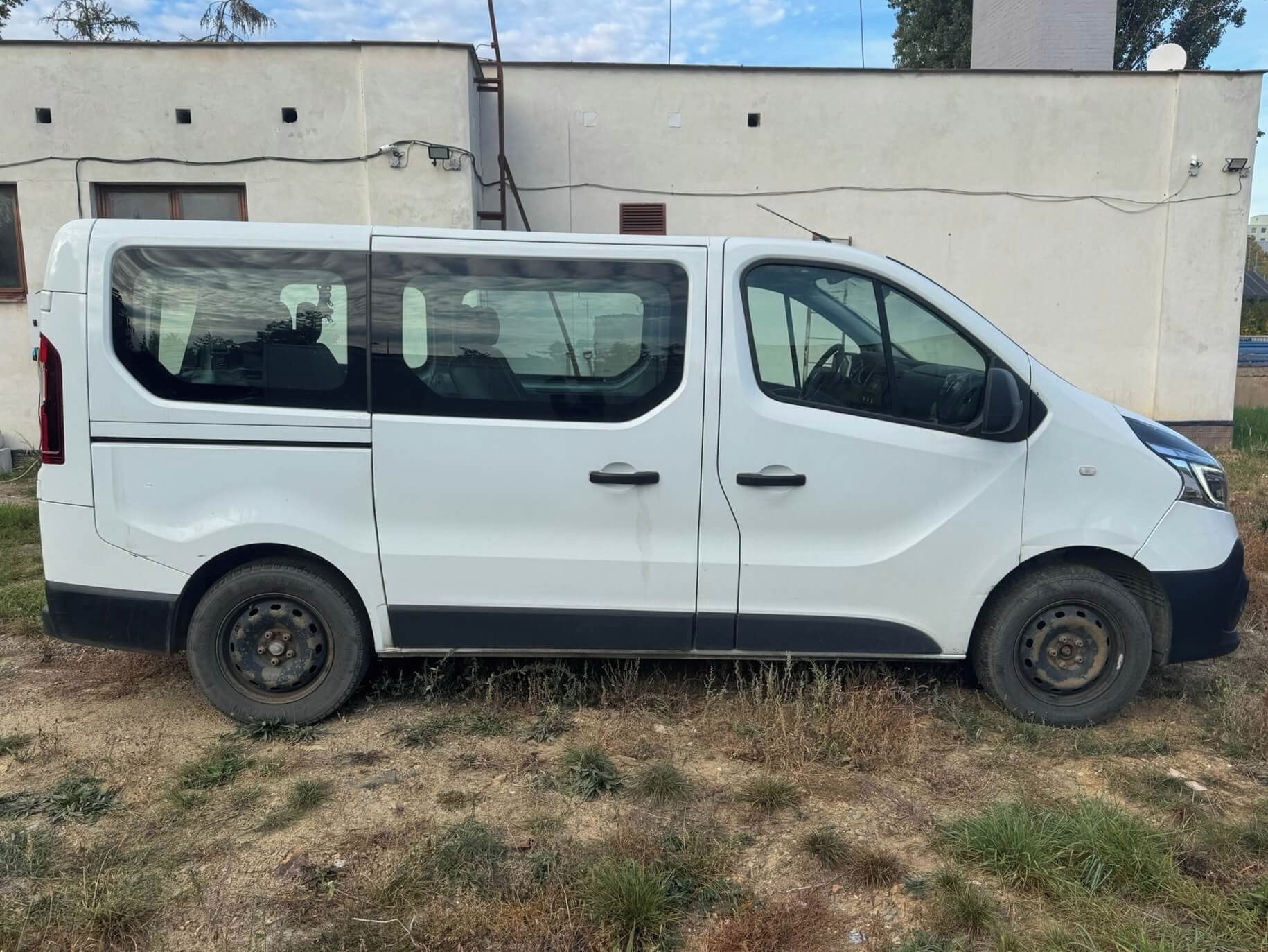 Renault Trafic, 2.0 dCi 88 kW, 9 míst - fotka 5