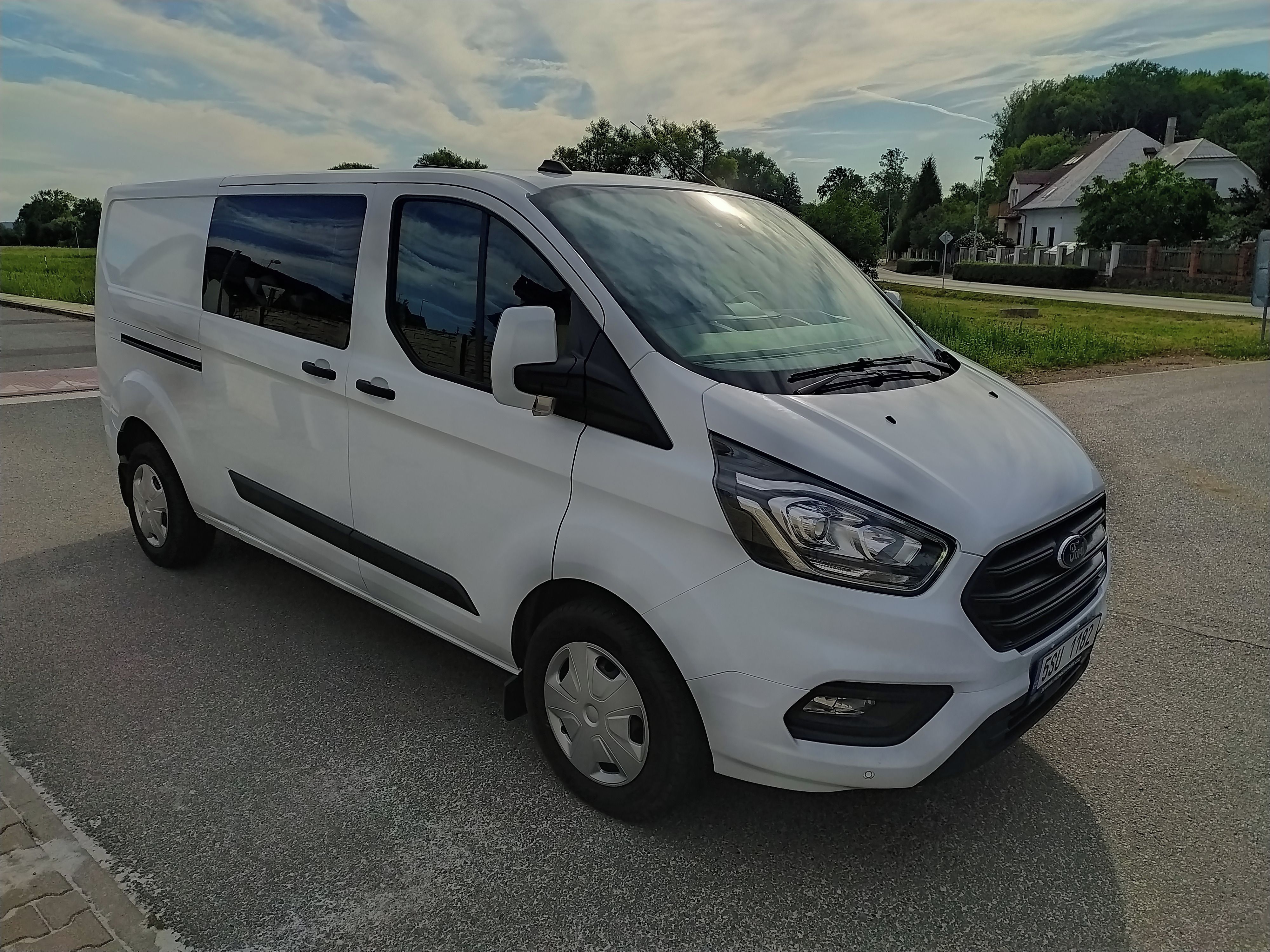 Ford Transit Custom, 2,0TDCi96kwMHev1.MAJ,6-MÍST,ČR - fotka 2