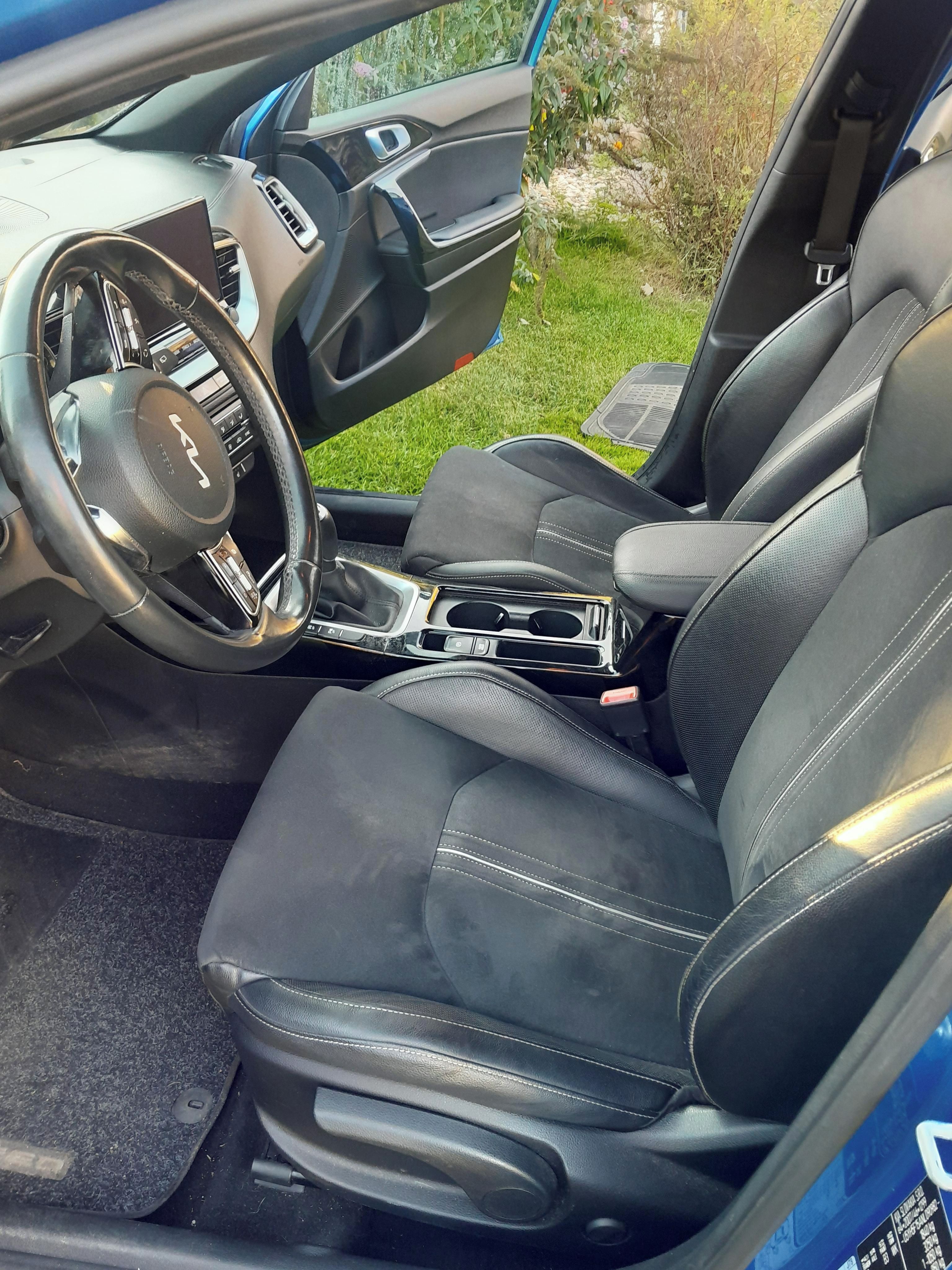 Kia XCee´d, 1,5 ccm, 118 kW - fotka 5