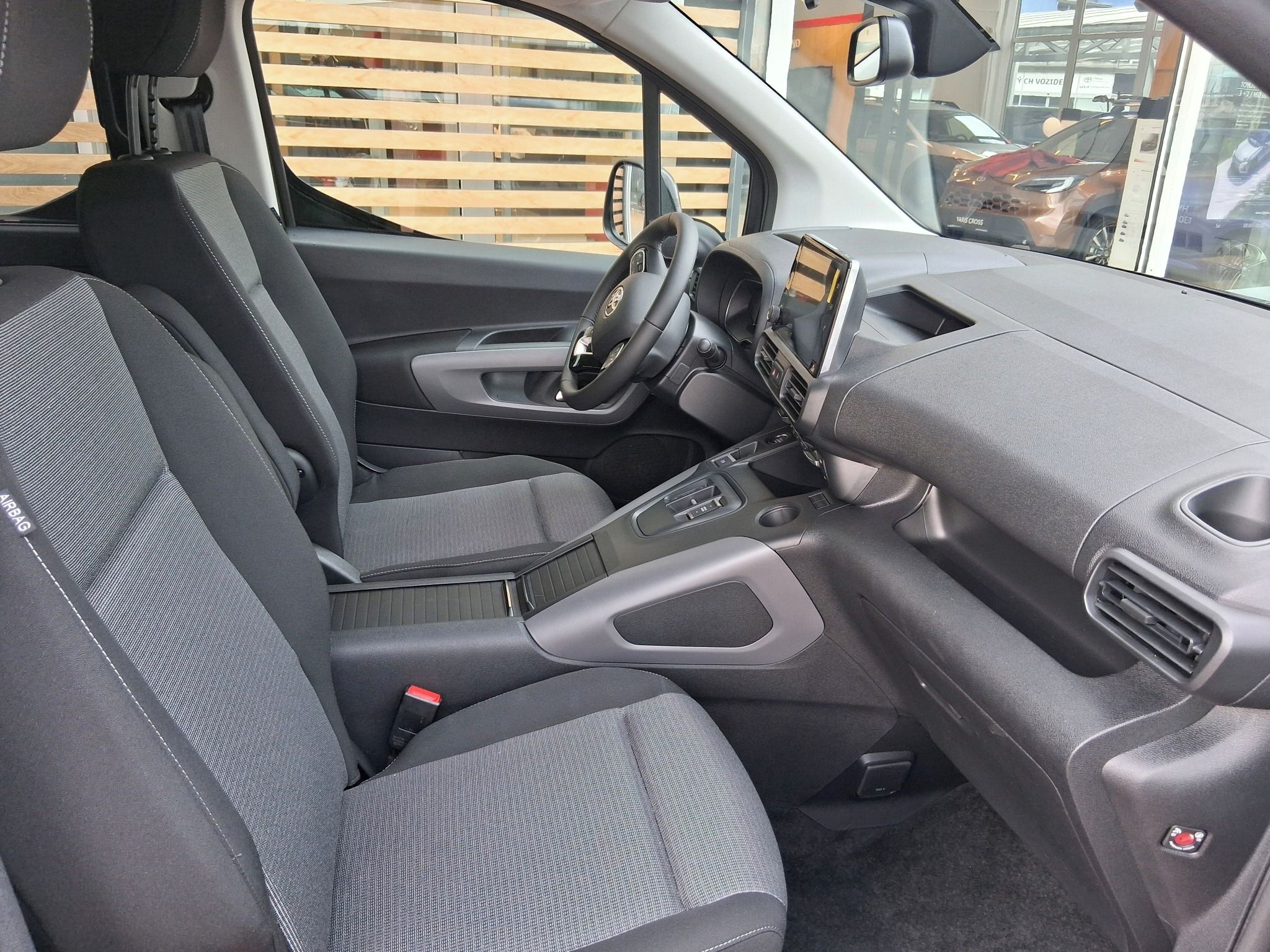 Toyota Proace, Proace City Verso EV NG21 - 5D - fotka 4