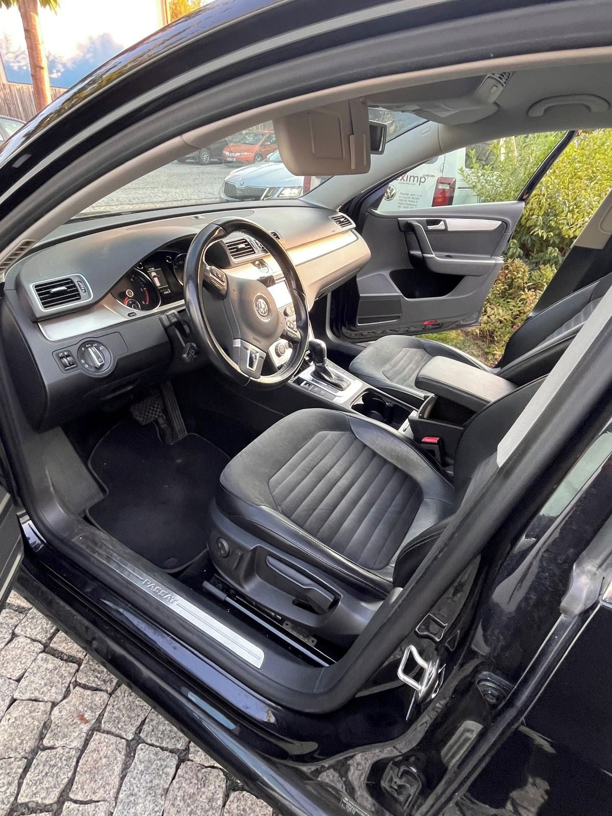 Volkswagen Passat, VW Passat 2,0 TDi 103 kW - fotka 5