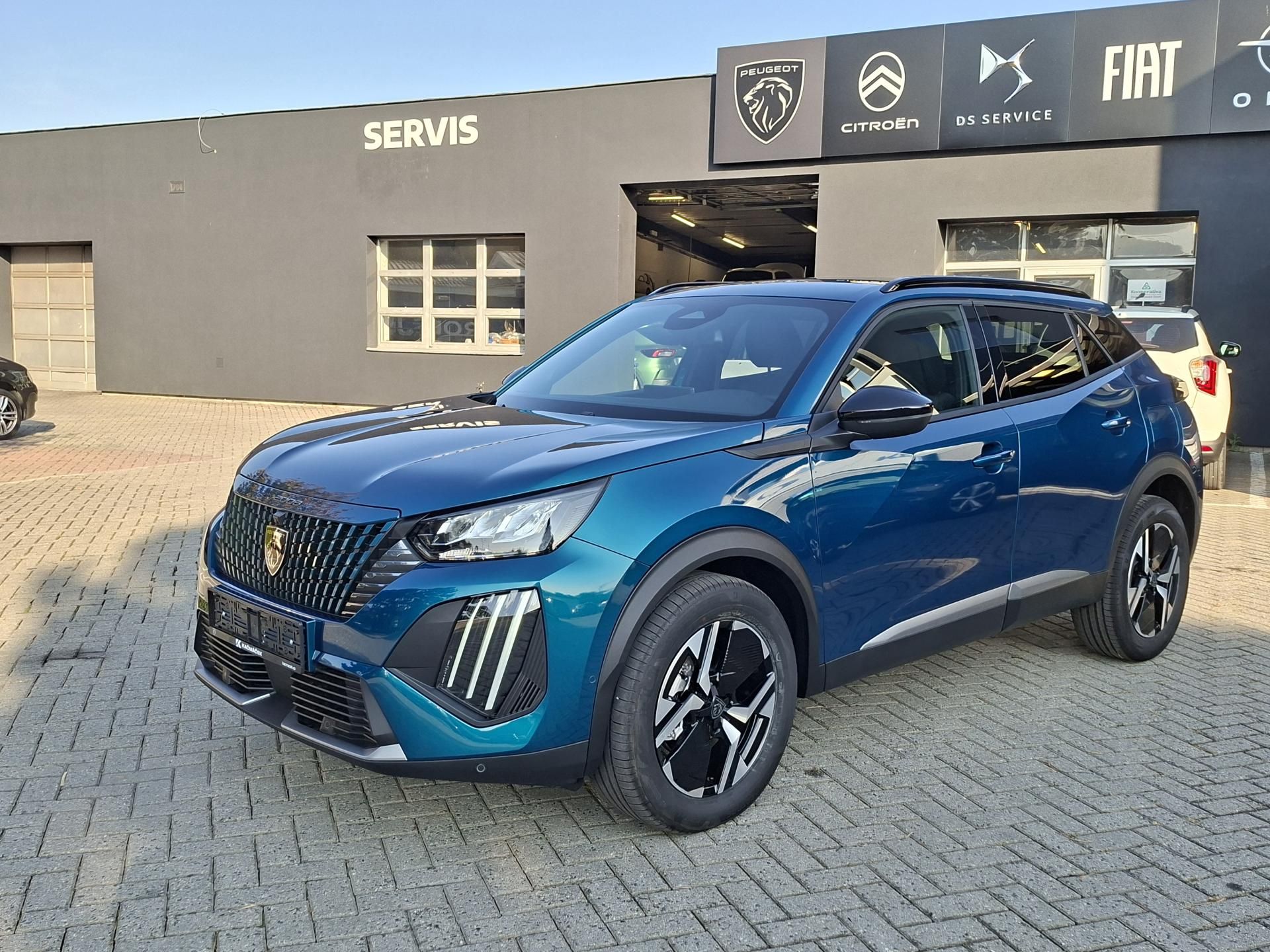 Peugeot 2008, Allure Hybrid 145 e-DCS6