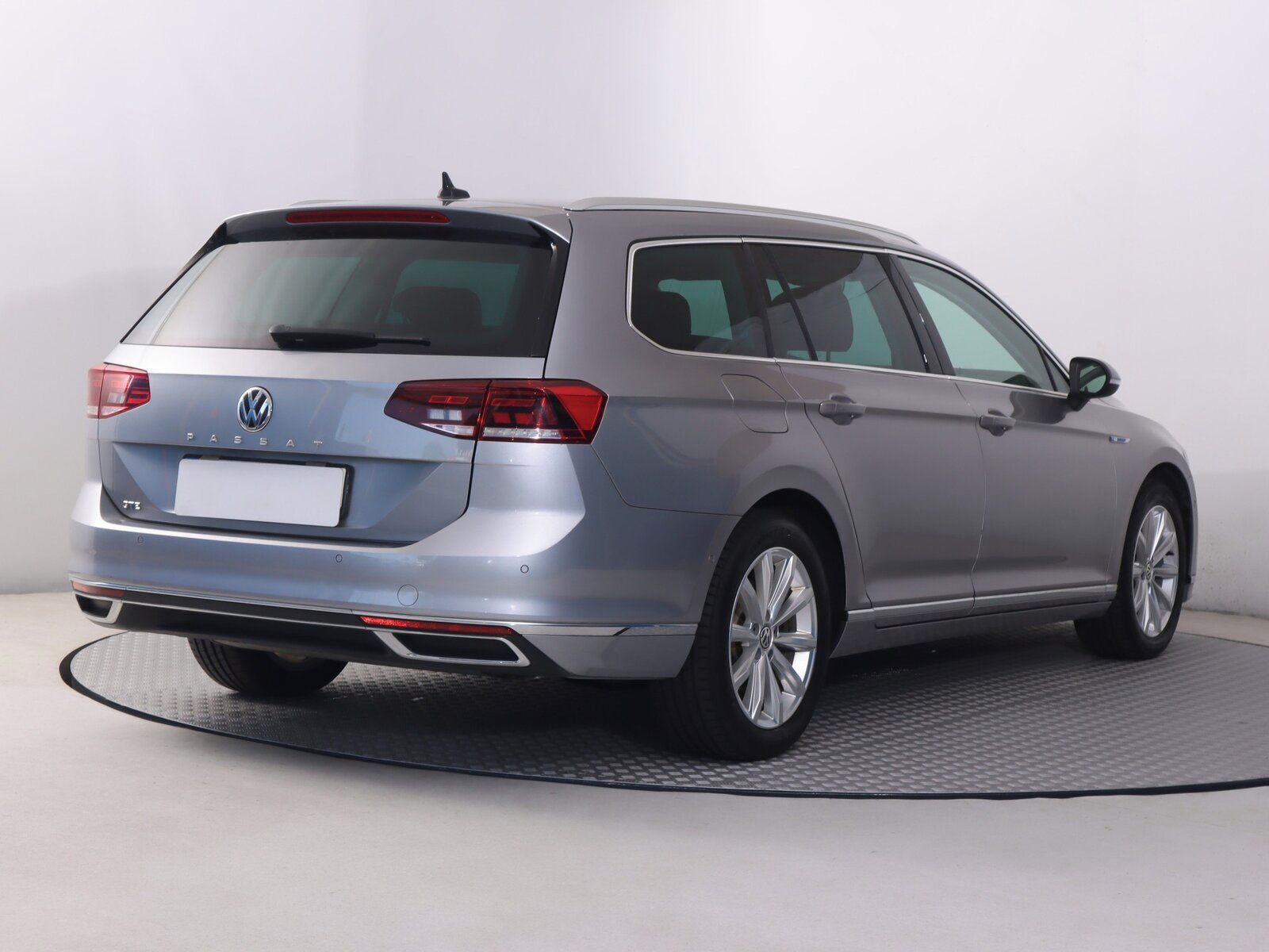 Volkswagen Passat, 1.4 GTE, Automat, Serv.kniha - fotka 5