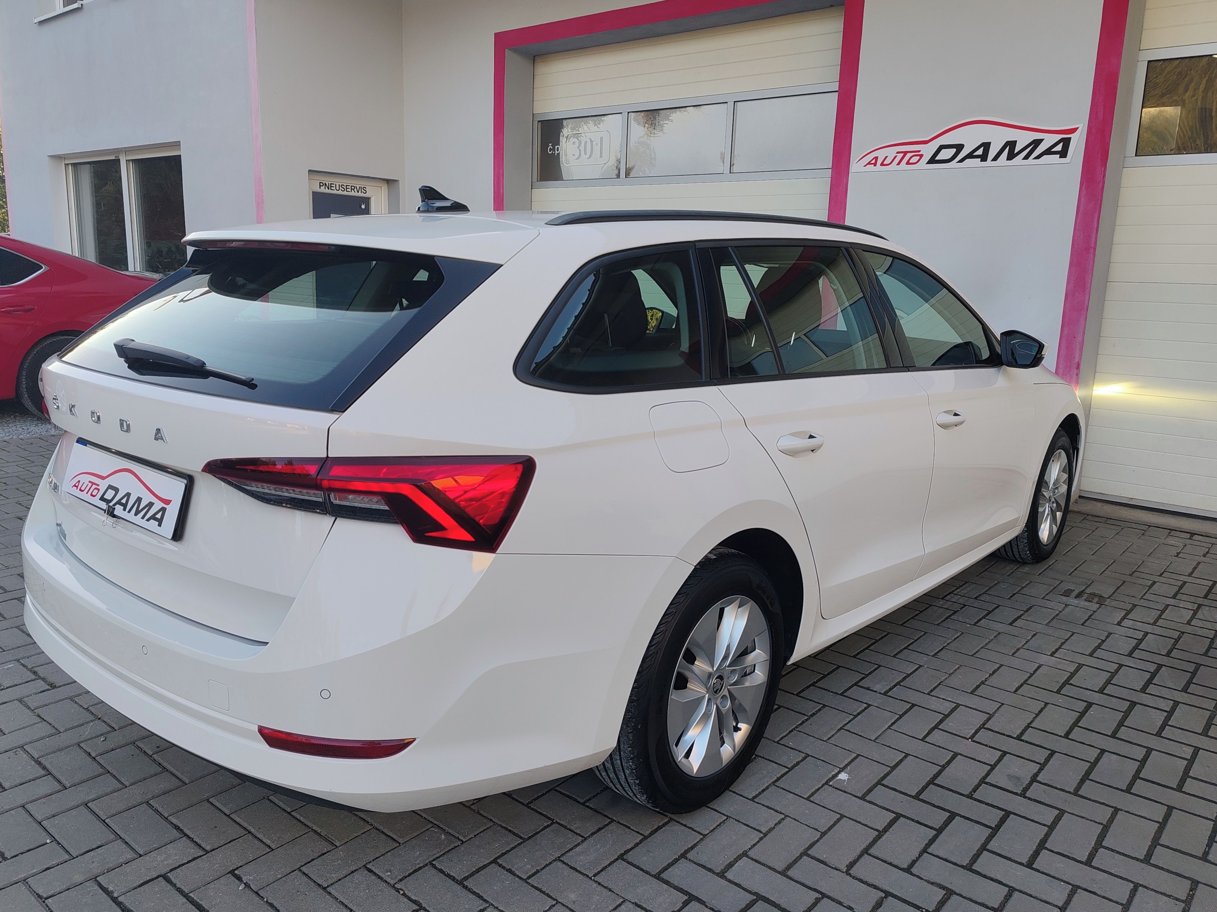 Škoda Octavia, 2.0TDI Ambition 1 Maj*ČR*DPH - fotka 4