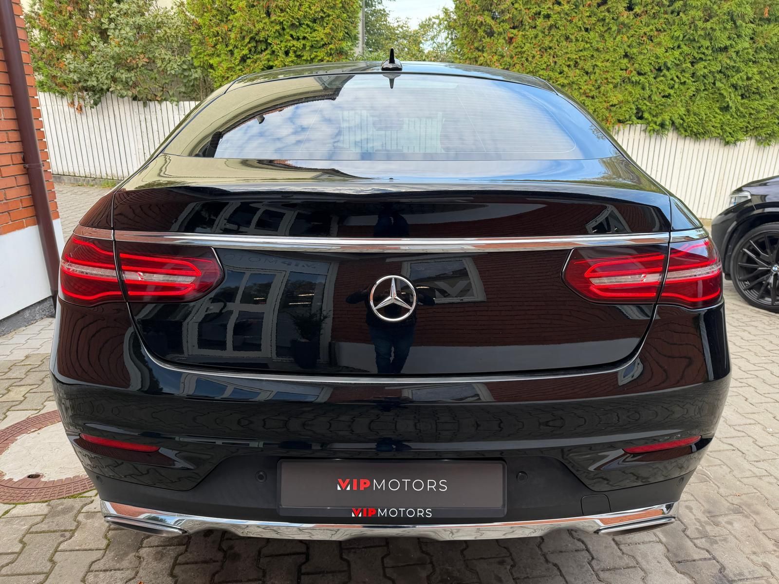 Mercedes-Benz GLE, 350d-COUPE-AMG-4M-PANO-R21 - fotka 5