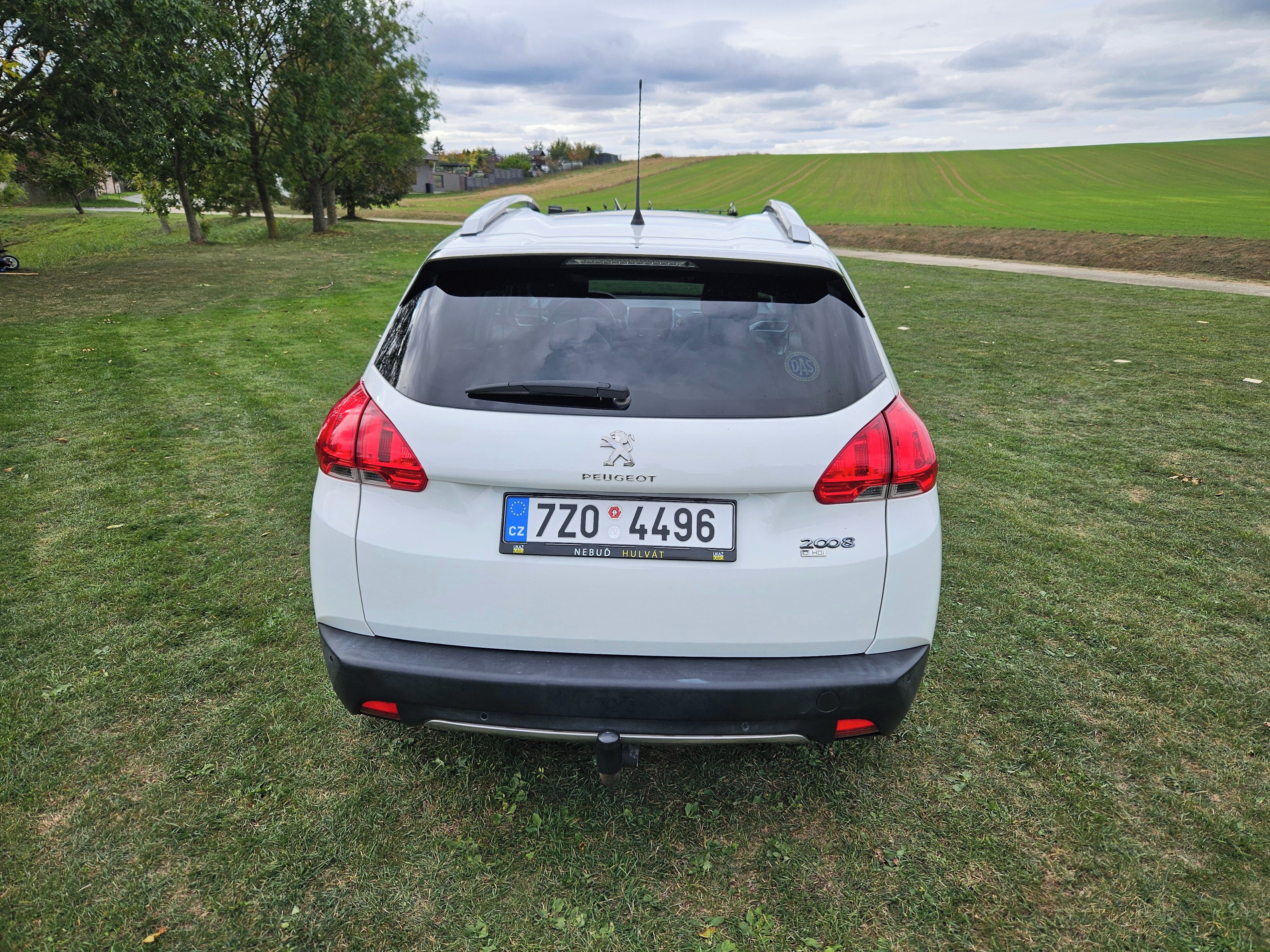 Peugeot 2008, 1,6HDI ALURE PANO TAŽNÉ + Kola - fotka 6
