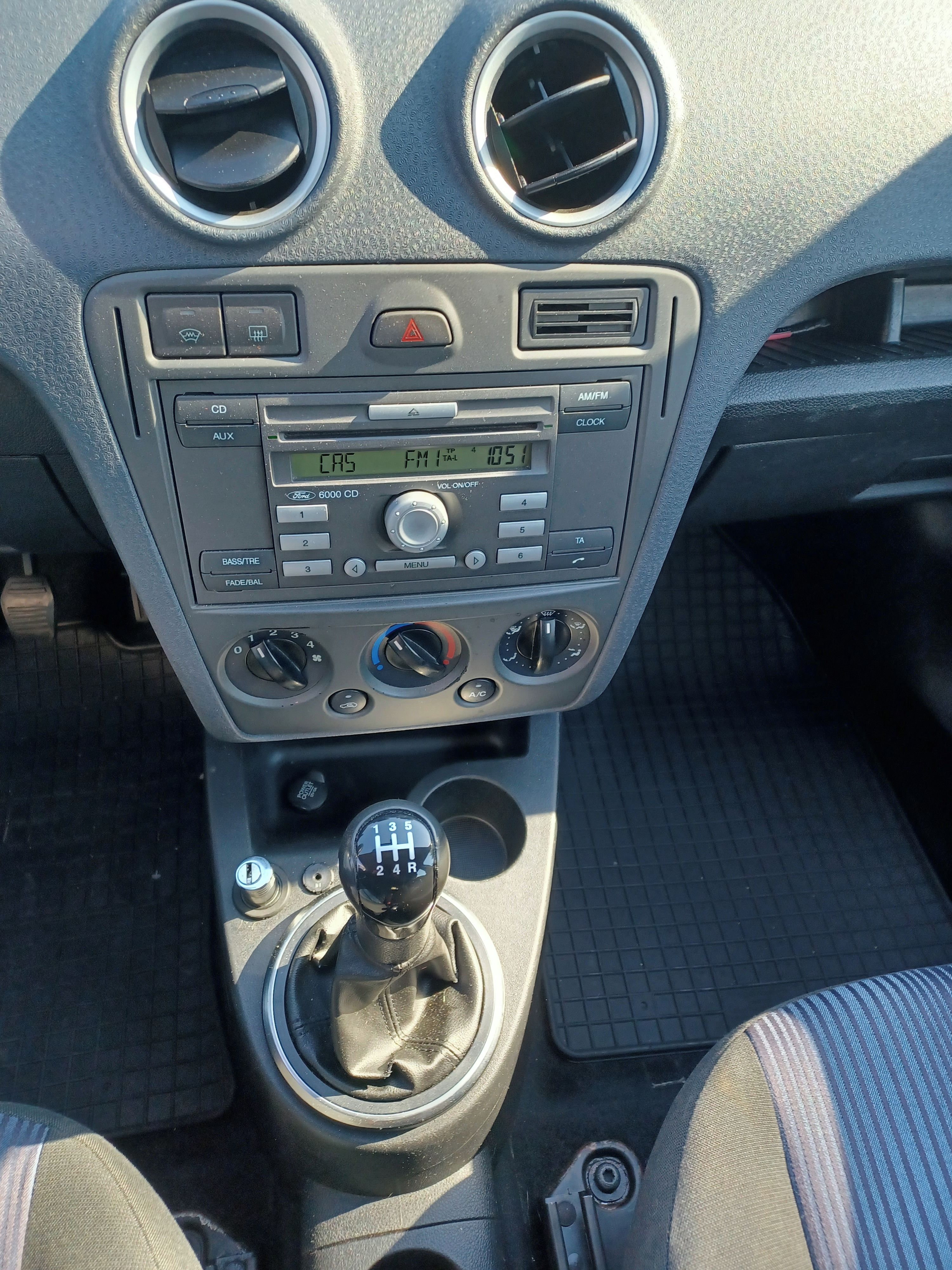 Ford Fusion, CZ,Pravidelný servis,hezký sta - fotka 5